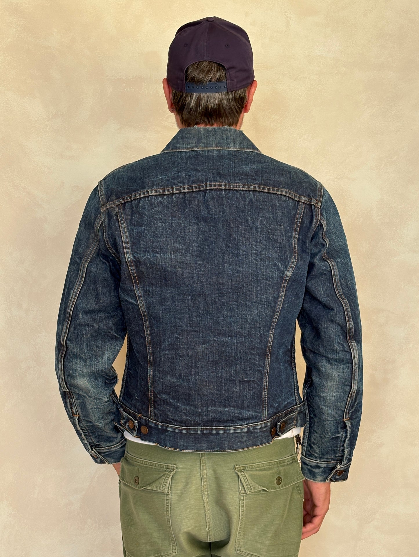 Size 38US / 48EU. Levis 70505 –  Vintage Early 70s 2 pocket Levi’s lined Denim Jacket 70505 – Single Stitch, Made in USA