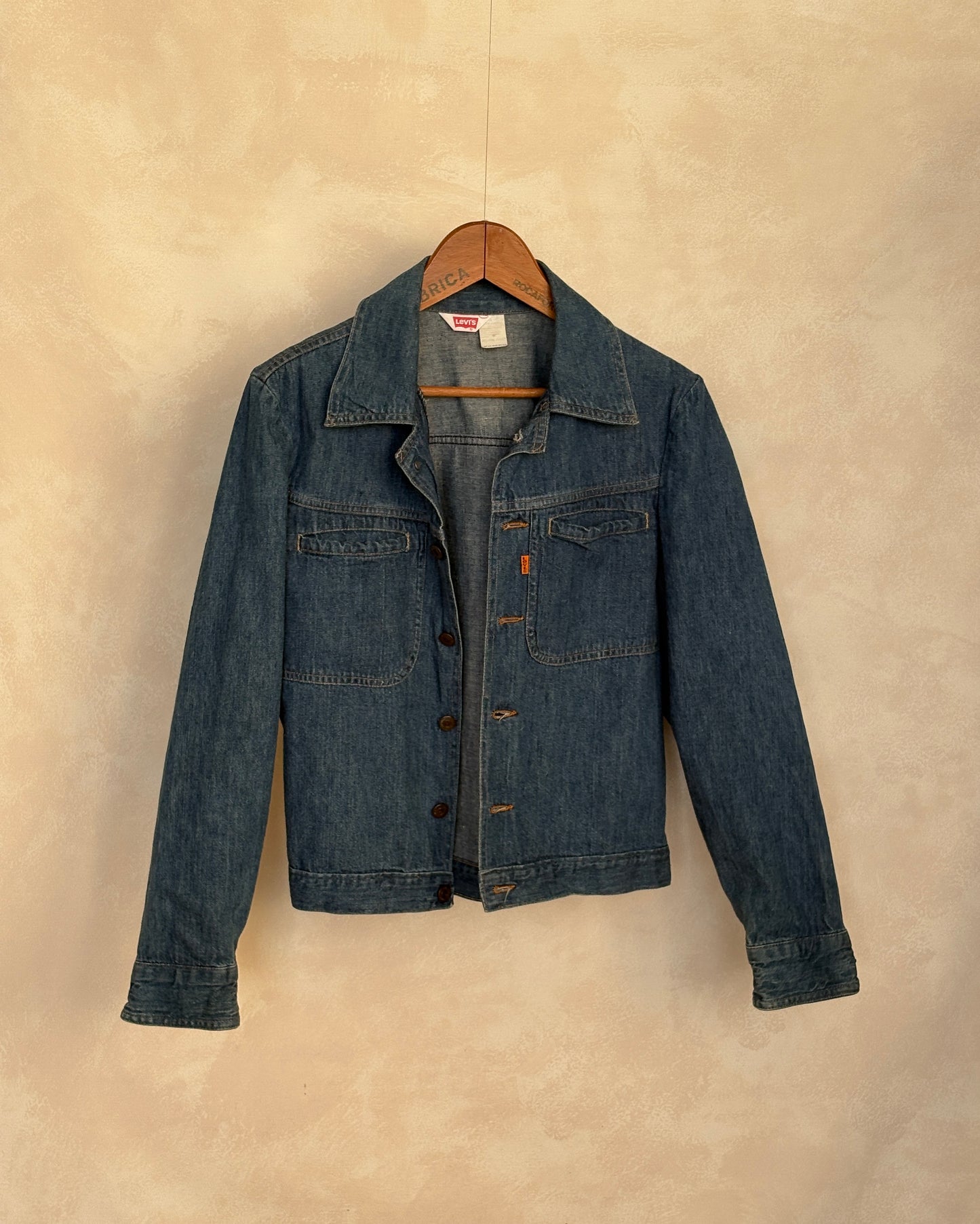 Size Med. Levis Vintage 70s light denim Jacket – Made in USA