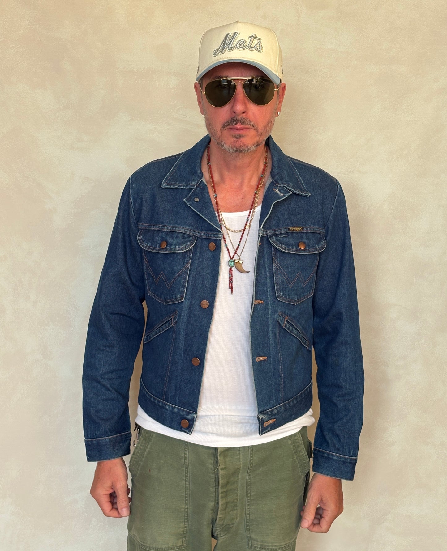 Size 38US / 48EU Authentic 80s Wrangler denim jacket -4 pockets- Made in the USA