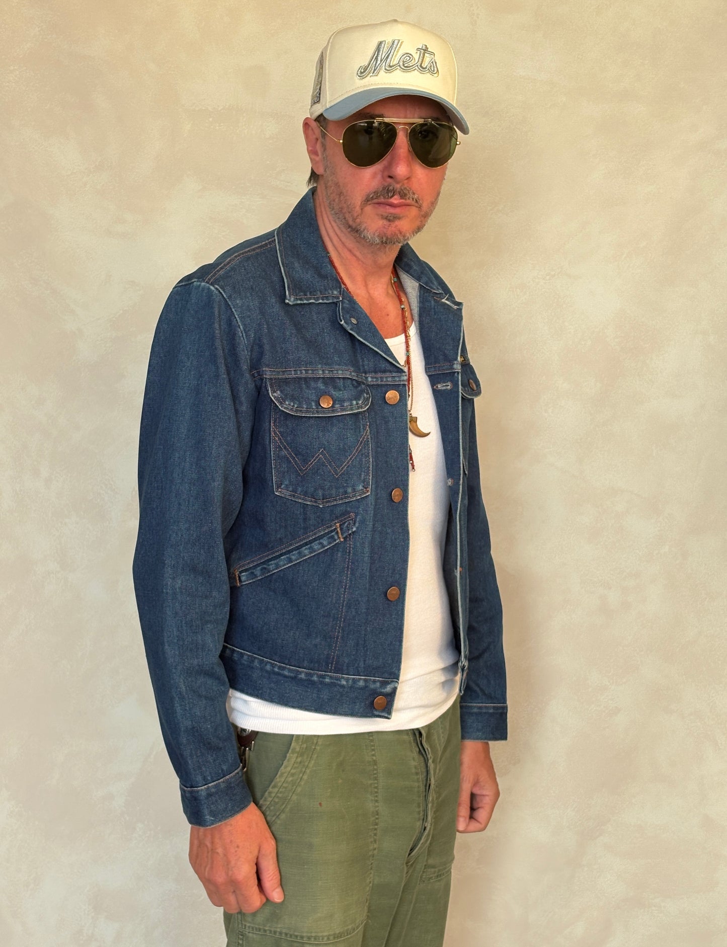 Size 38US / 48EU Authentic 80s Wrangler denim jacket -4 pockets- Made in the USA