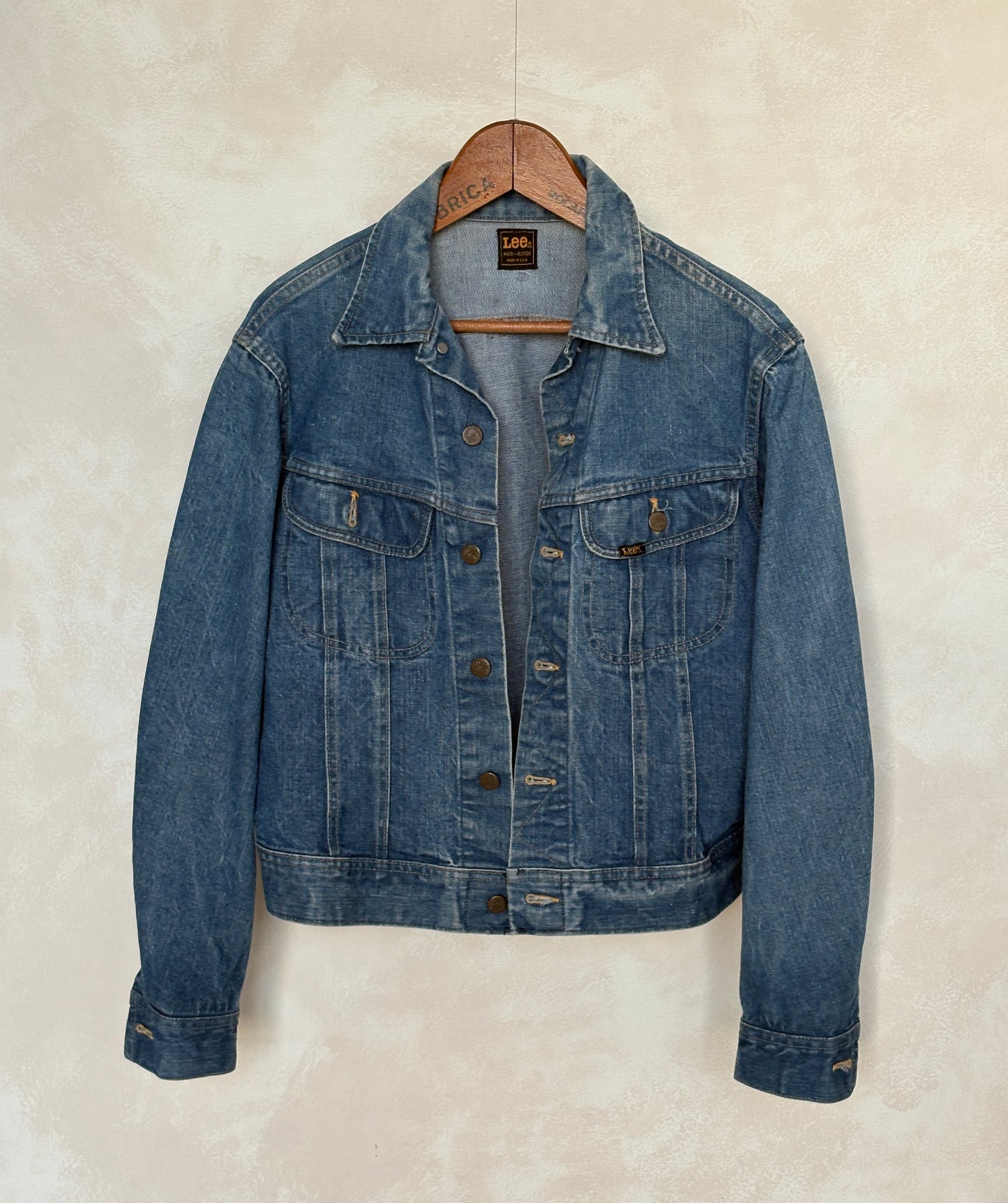 Size 40US / 50EU Vintage 80s Lee Union Made Denim Shirt – 2 Pockets – Made in USA