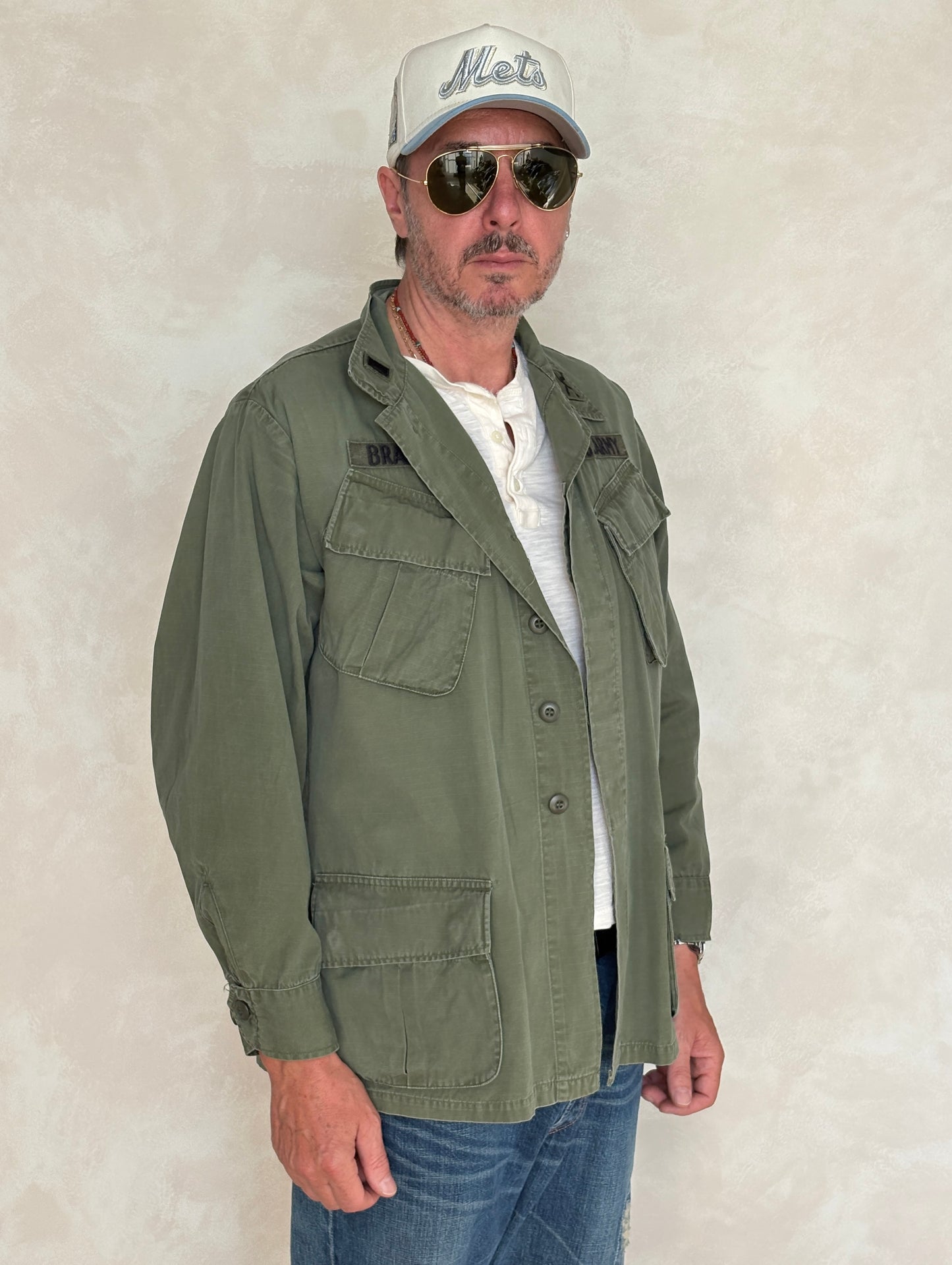 Medium Reg. Authentic 1968 US Army vintage Vietnam jungle jacket.