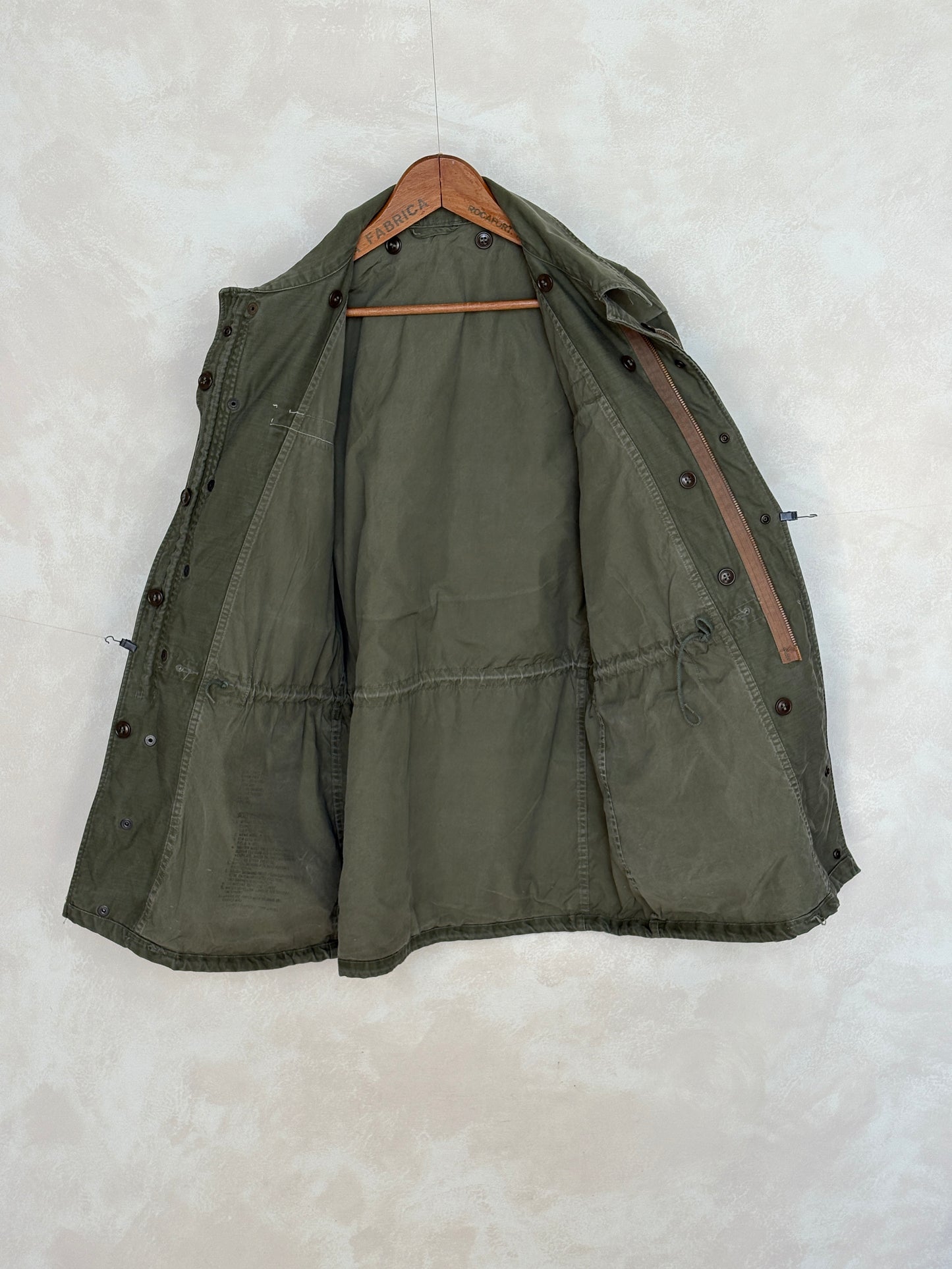 Med Long. Authentic 5th Army Vintage US Army M-51 OG-107 jacket. Military