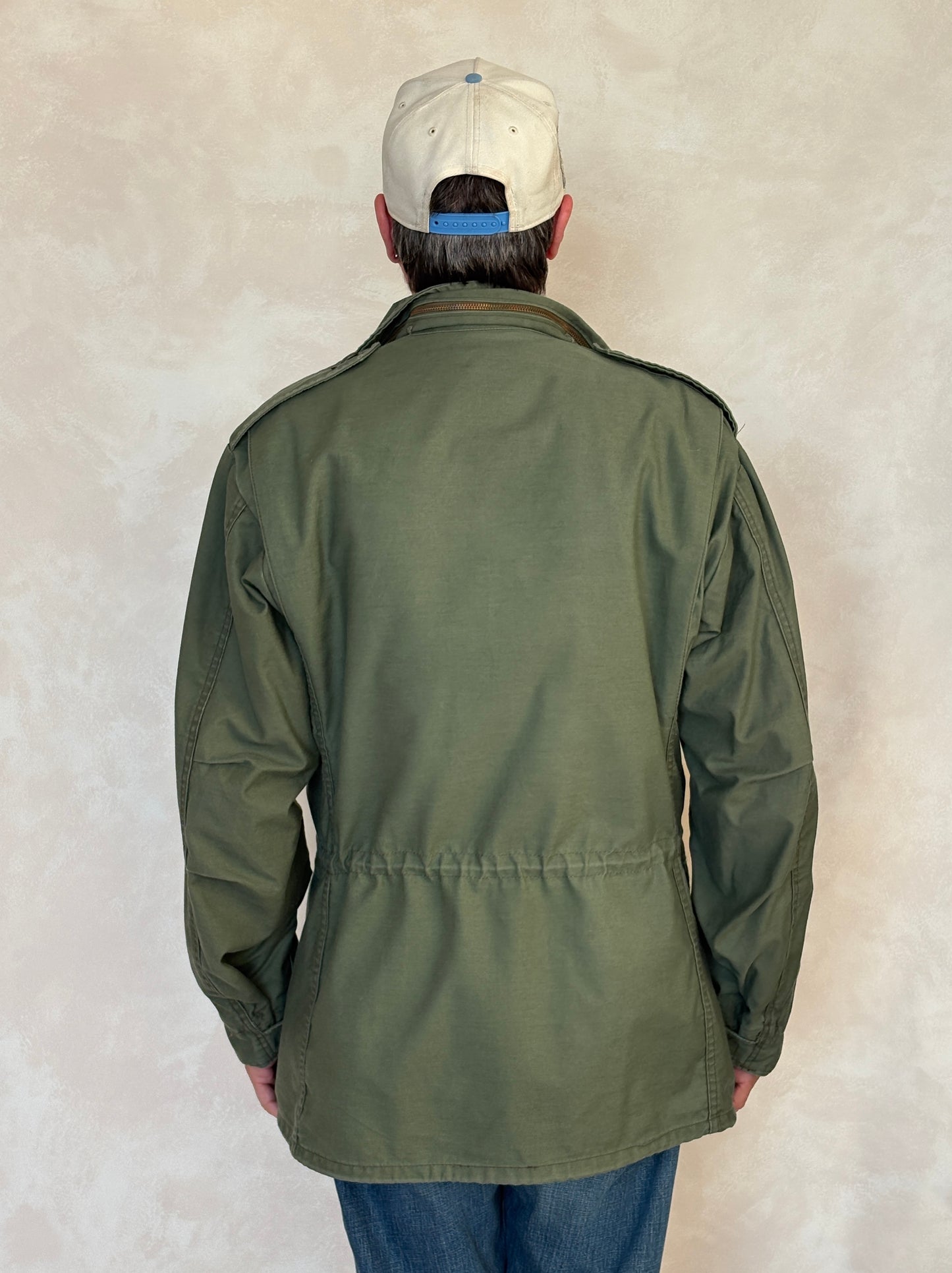 Medium Long. Civilian  US M-65 field jacket Military Style .Not army issued