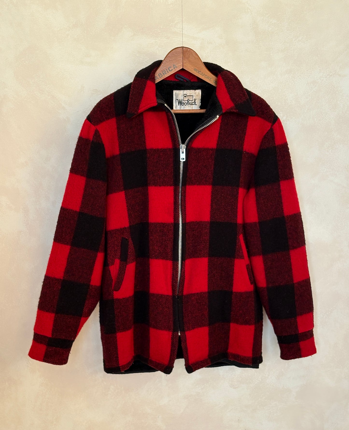 Large. Vintage Woolrich buffalo paid wool jacket