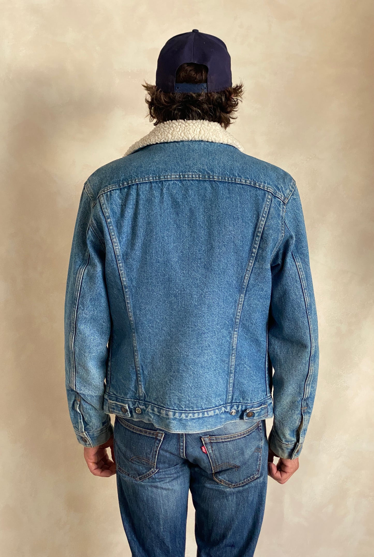 Size 40 US (50 EU). 4 pockets 70s Vintage Levis sherpa fleece Jacket Made in USA.