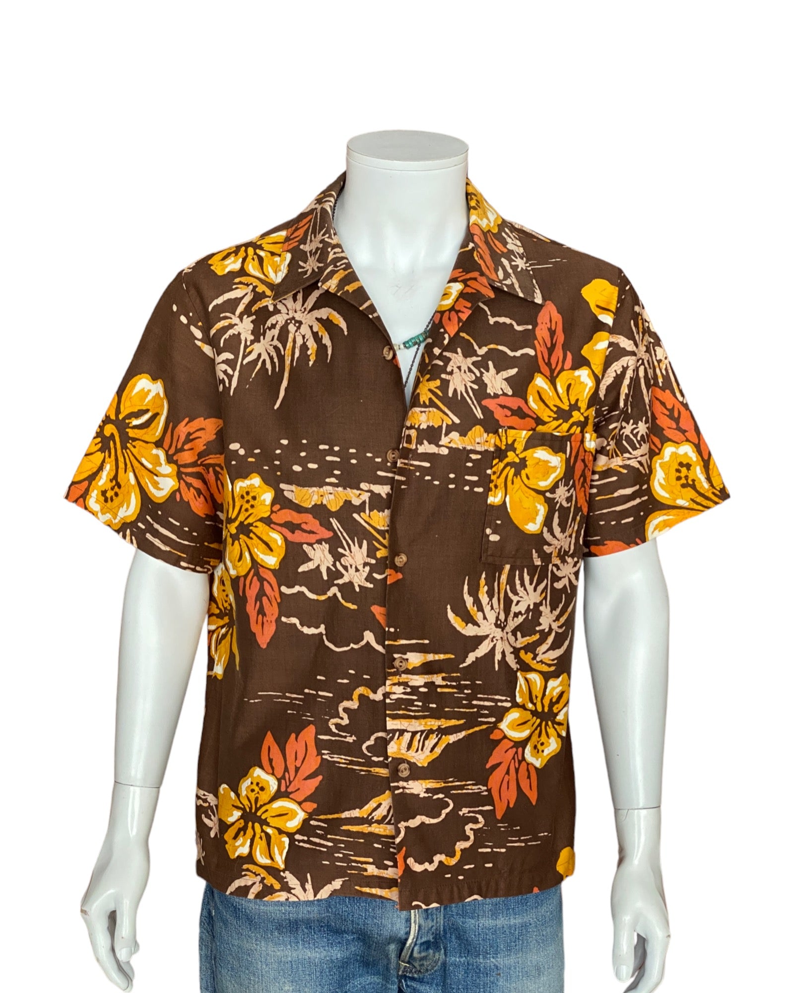 Vintage 60s Hawaiian cotton shirt, size Medium - Authentic tropical style and timeless charm.