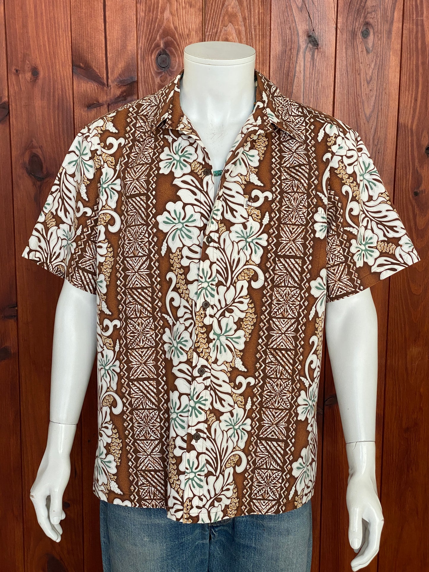 Large vintage 80s Hawaiian thin cotton shirt made in Hawaii - retro island fashion.