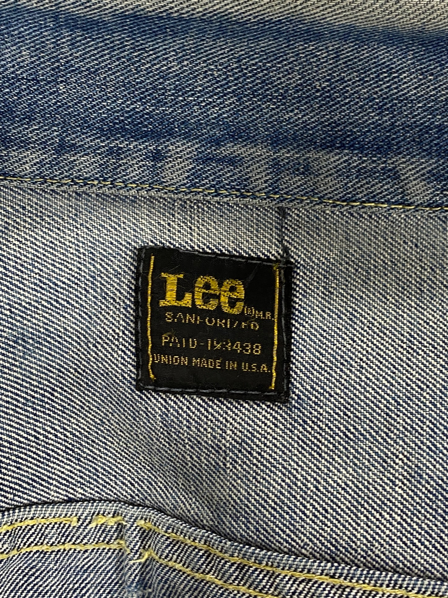 Size 38US / 48EU. Vintage 70s Lee Union Made Denim Shirt – 2 Pockets – Made in USA