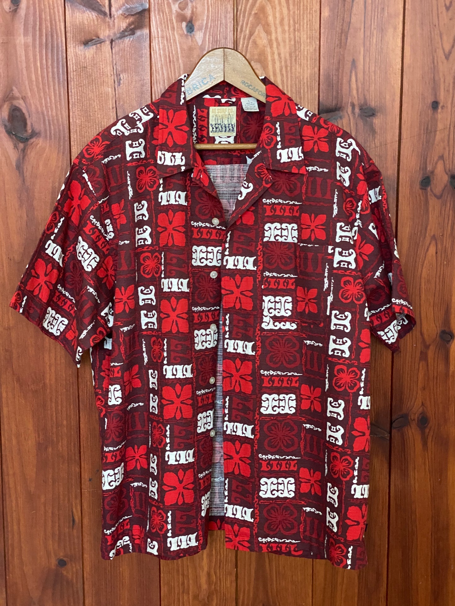 Large. Vintage 2000s Hawaiian barkcloth cotton shirt