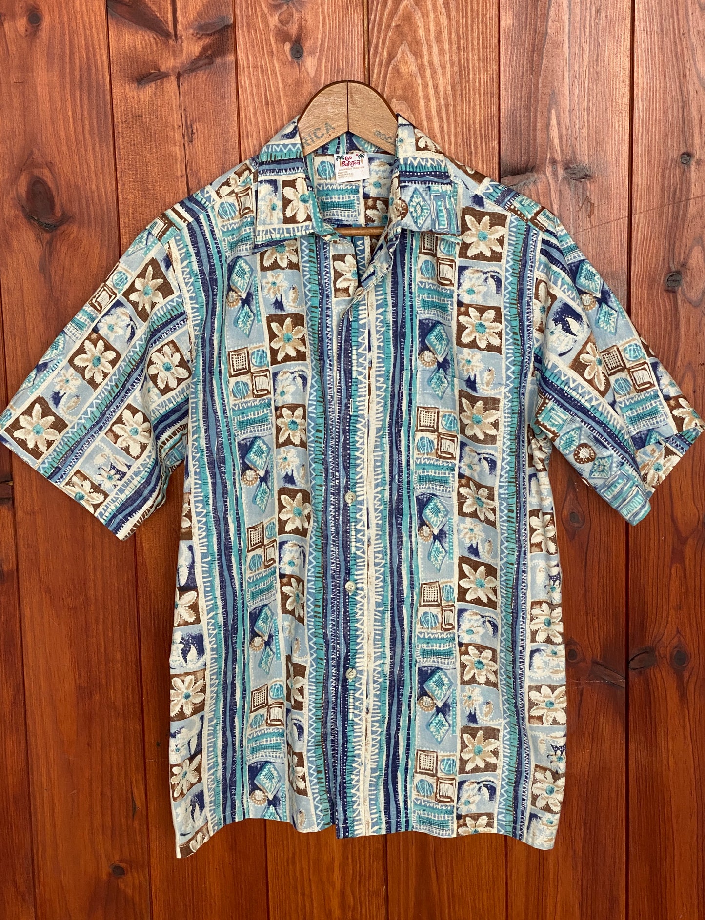Large. Vintage 70s Hawaiian cotton shirt Made in USA