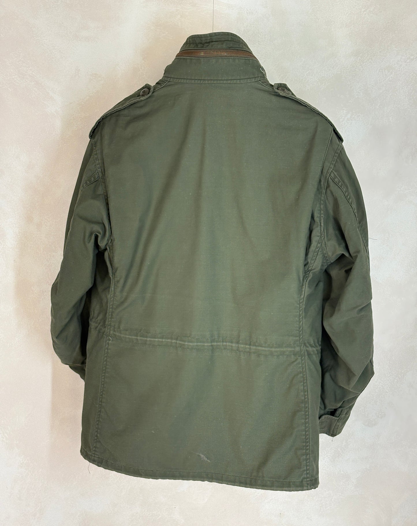 Med Short. Authentic 1978 US Air Force M-65 field jacket Made by John Ownbey
