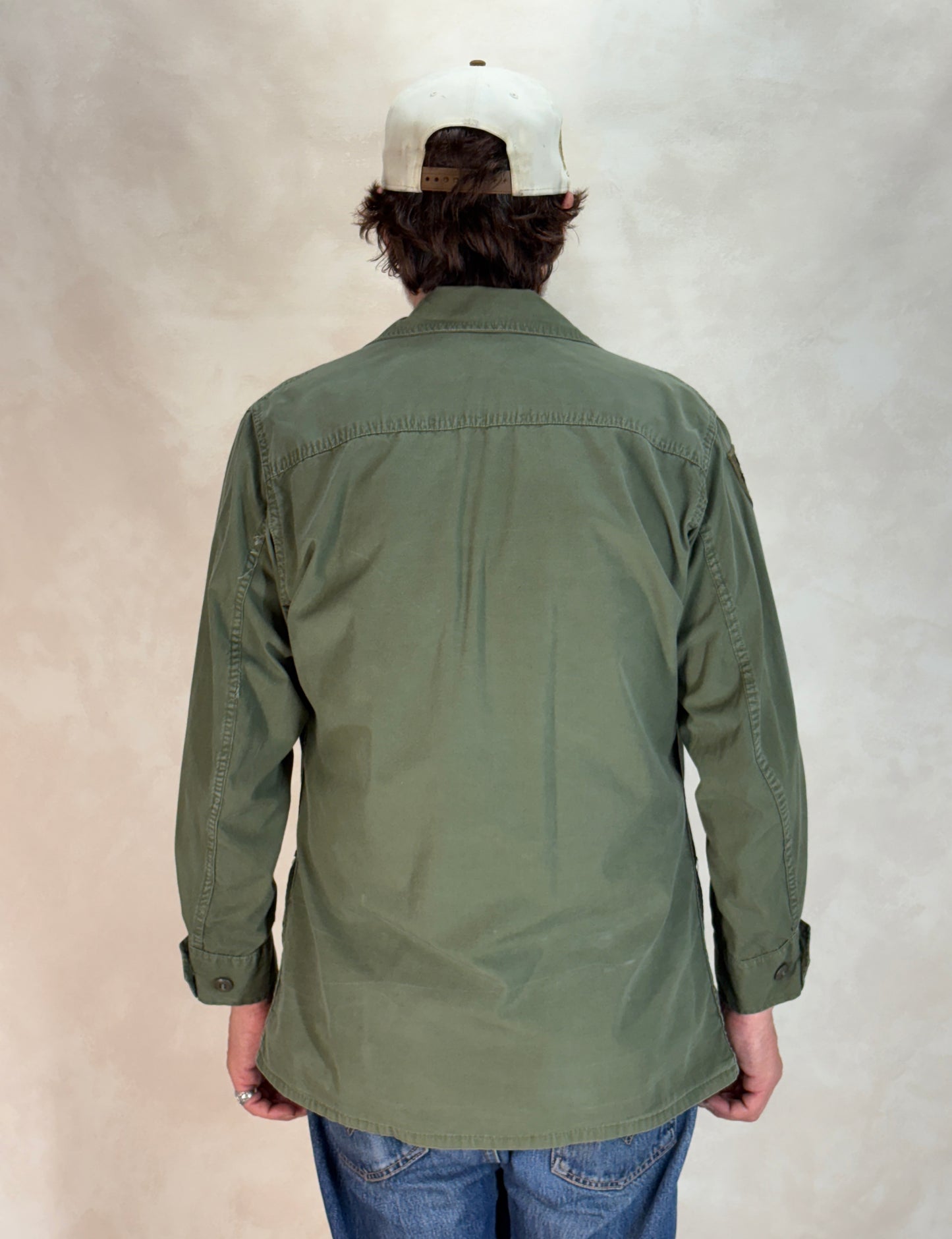 Small Reg. Authentic 1966/67 US Army vintage Vietnam jungle jacket.