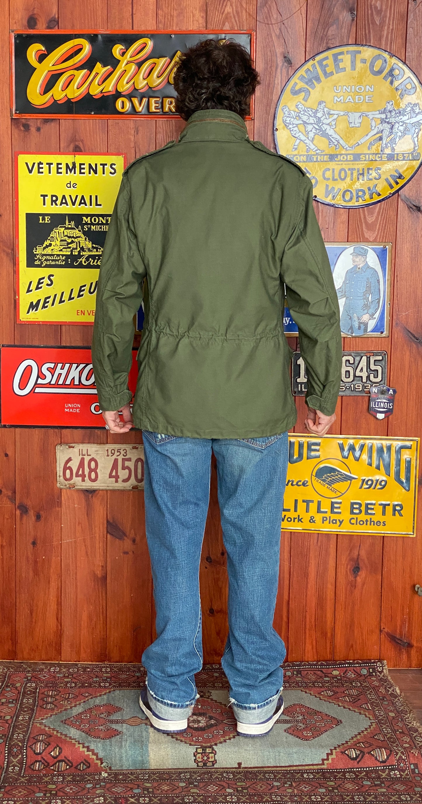 Medium Reg. Authentic  US Army  Vintage M-65 field jacket Alpha Industries