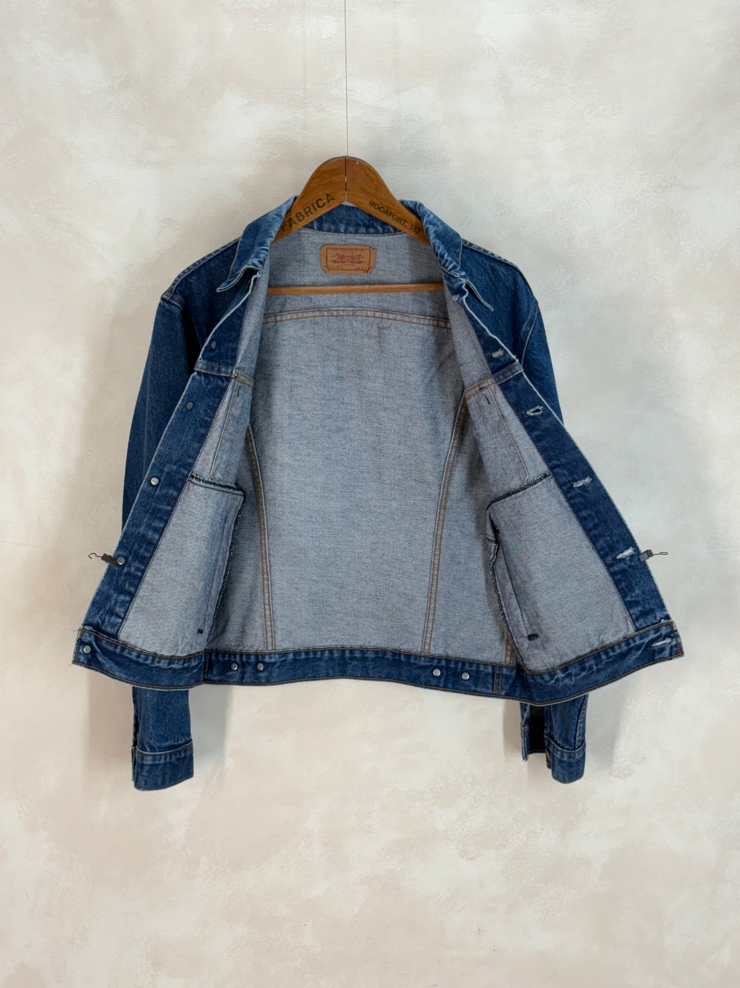 Size 42US / 52EU. Vintage 80s 70506 Levis 4 pockets jacket  Made in USA