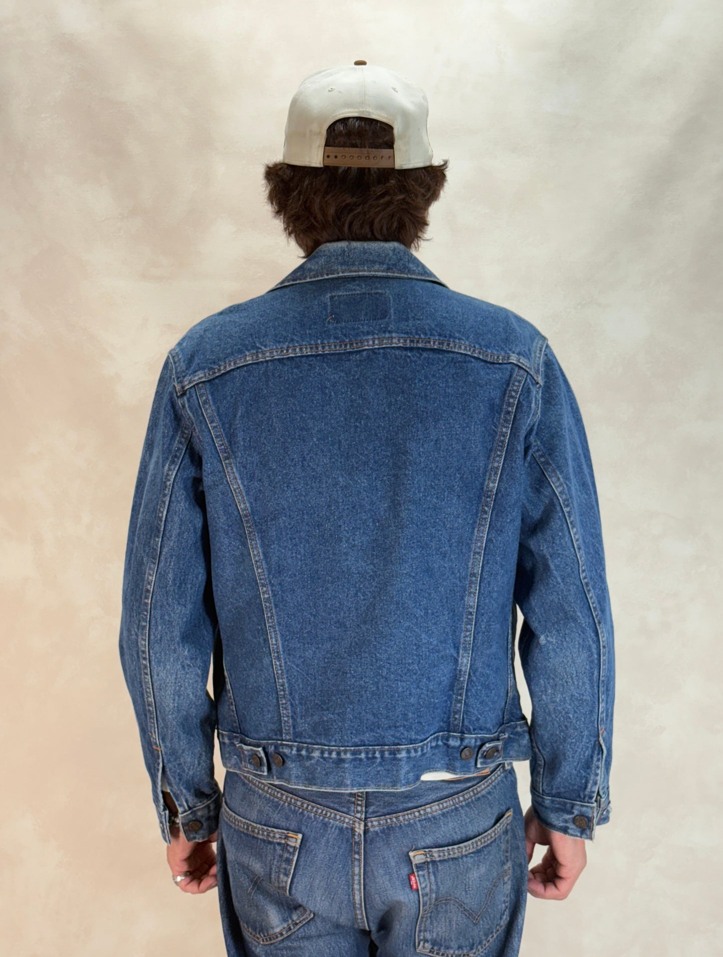 Size 42US / 52EU. Vintage 80s 70506 Levis 4 pockets jacket  Made in USA