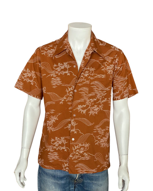 Vintage 70s Hawaiian cotton shirt made in Hawaii, size M - Authentic tropical style and timeless charm for your wardrobe.