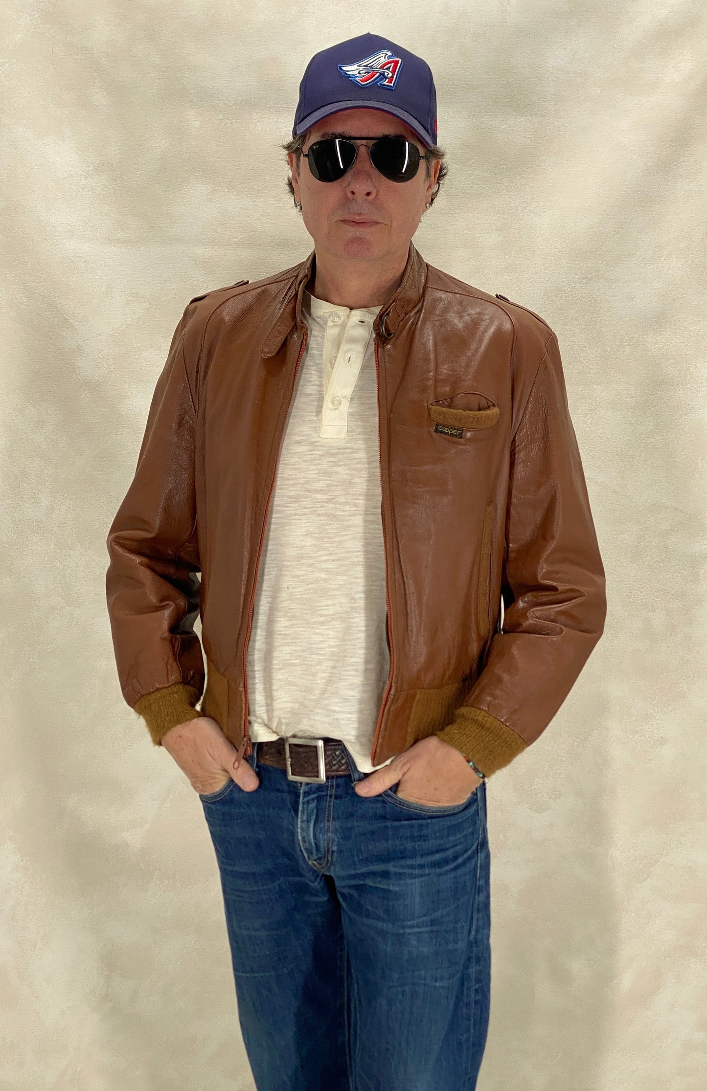 Size 40US / 50EU Vintage Men’s 80s Leather Jacket - Classic Retro Collectible