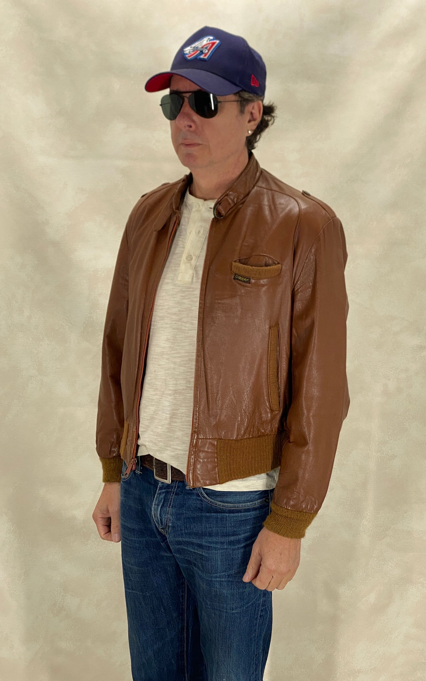 Size 40US / 50EU Vintage Men’s 80s Leather Jacket - Classic Retro Collectible