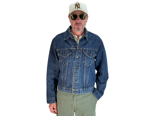 Size 46US / 56EU. Original 70s Levi’s Vintage Denim Jacket – 2 Front Pockets. Made in USA