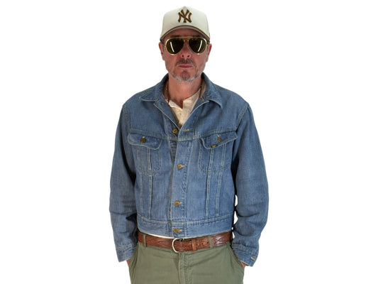 Size 40US / 50EU. Vintage 1980s Lee Denim Jacket – 2 Chest Pockets – Made in USA