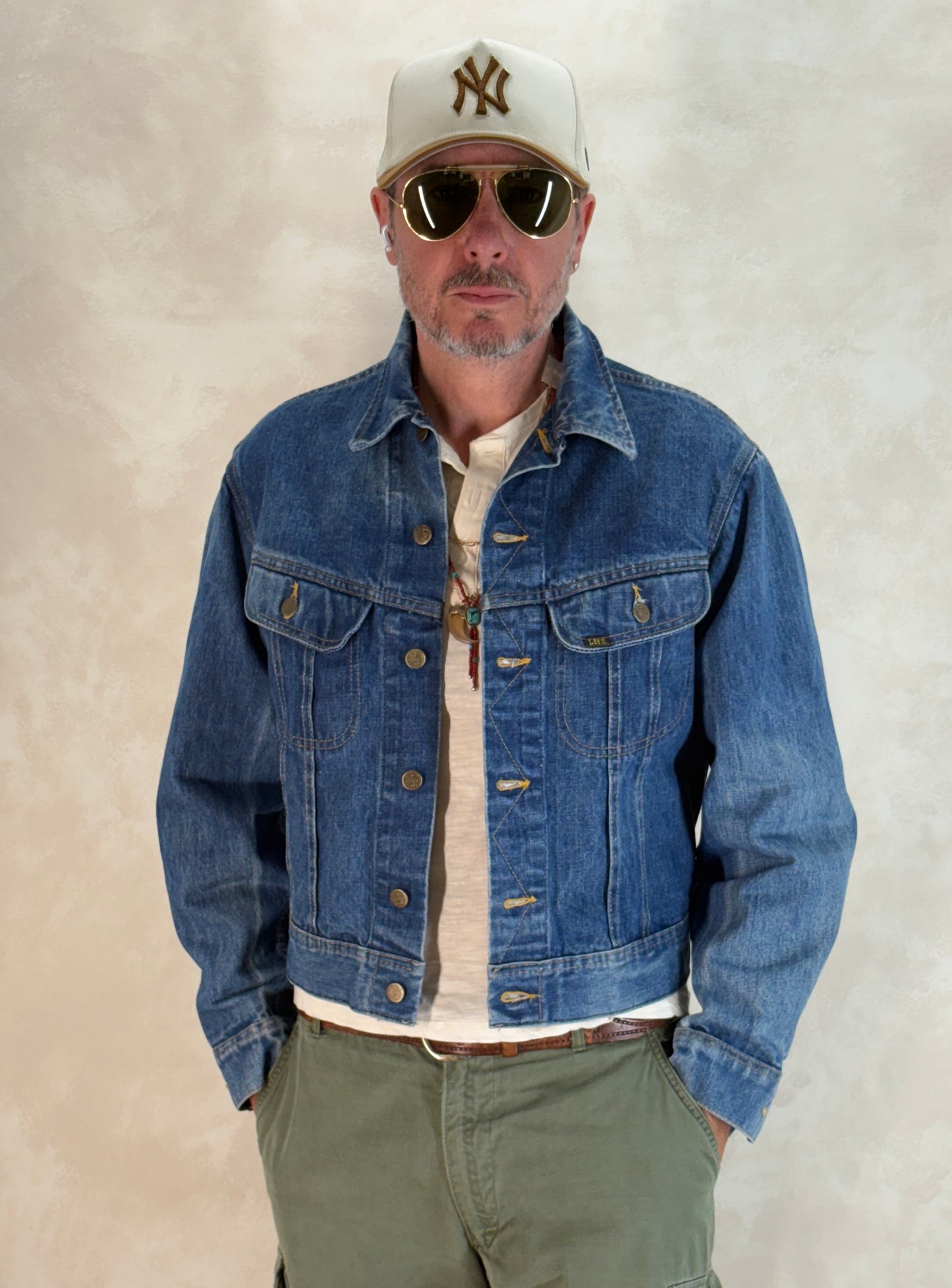 Size 42-44US / 52-54EU. Authentic 1970s Lee Denim Jacket – Made in USA – Two Chest Pockets
