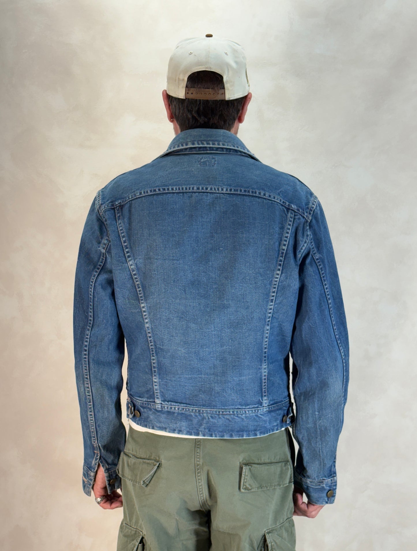 Size 42US Long/ 52EU Long. Vintage 1970s Lee Denim Jacket – 2 Chest Pockets