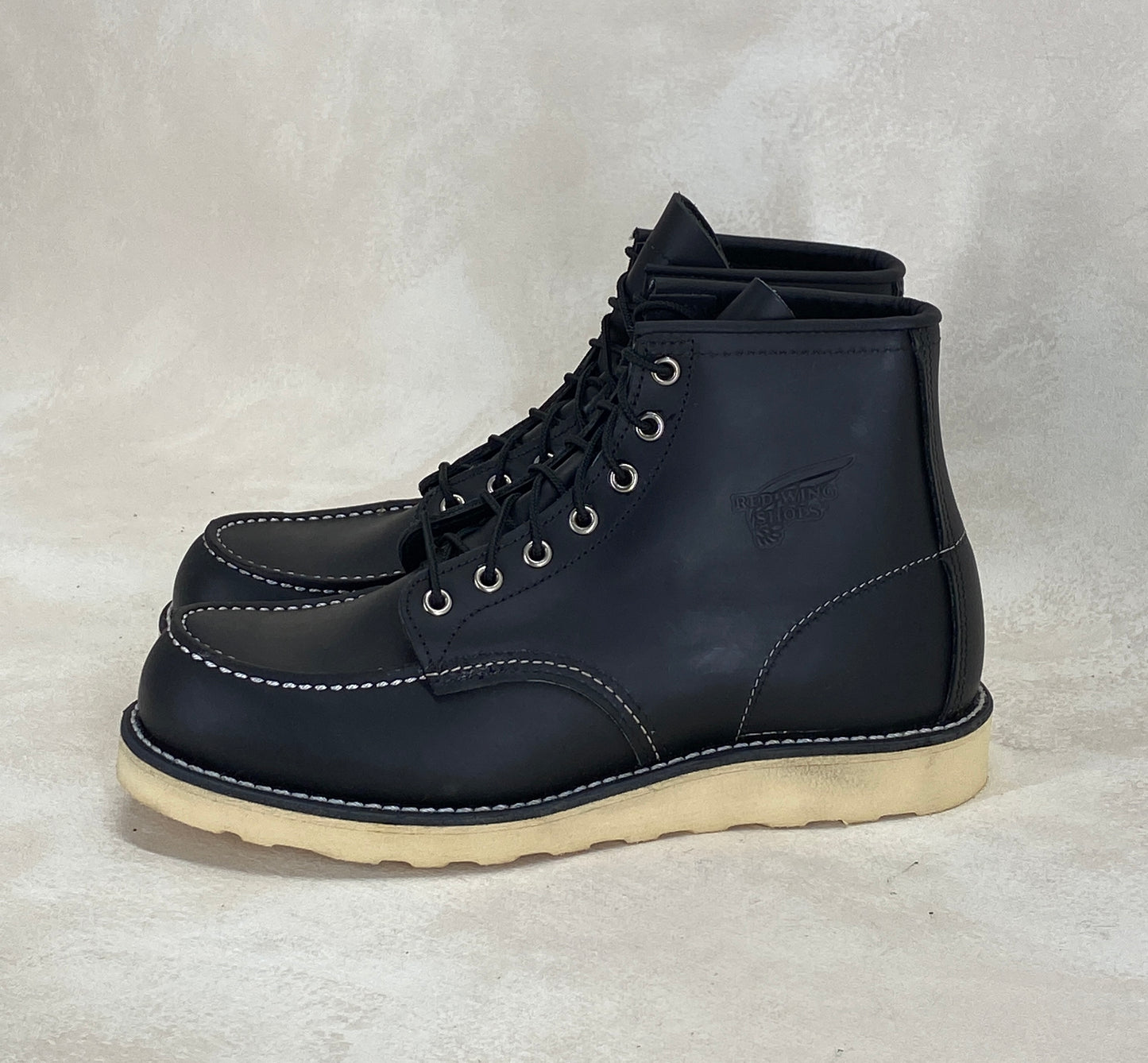 Size 8.5 D US (41.5 EU ) Red Wing 8130 Moc Toe Black Boots Factory Second Made