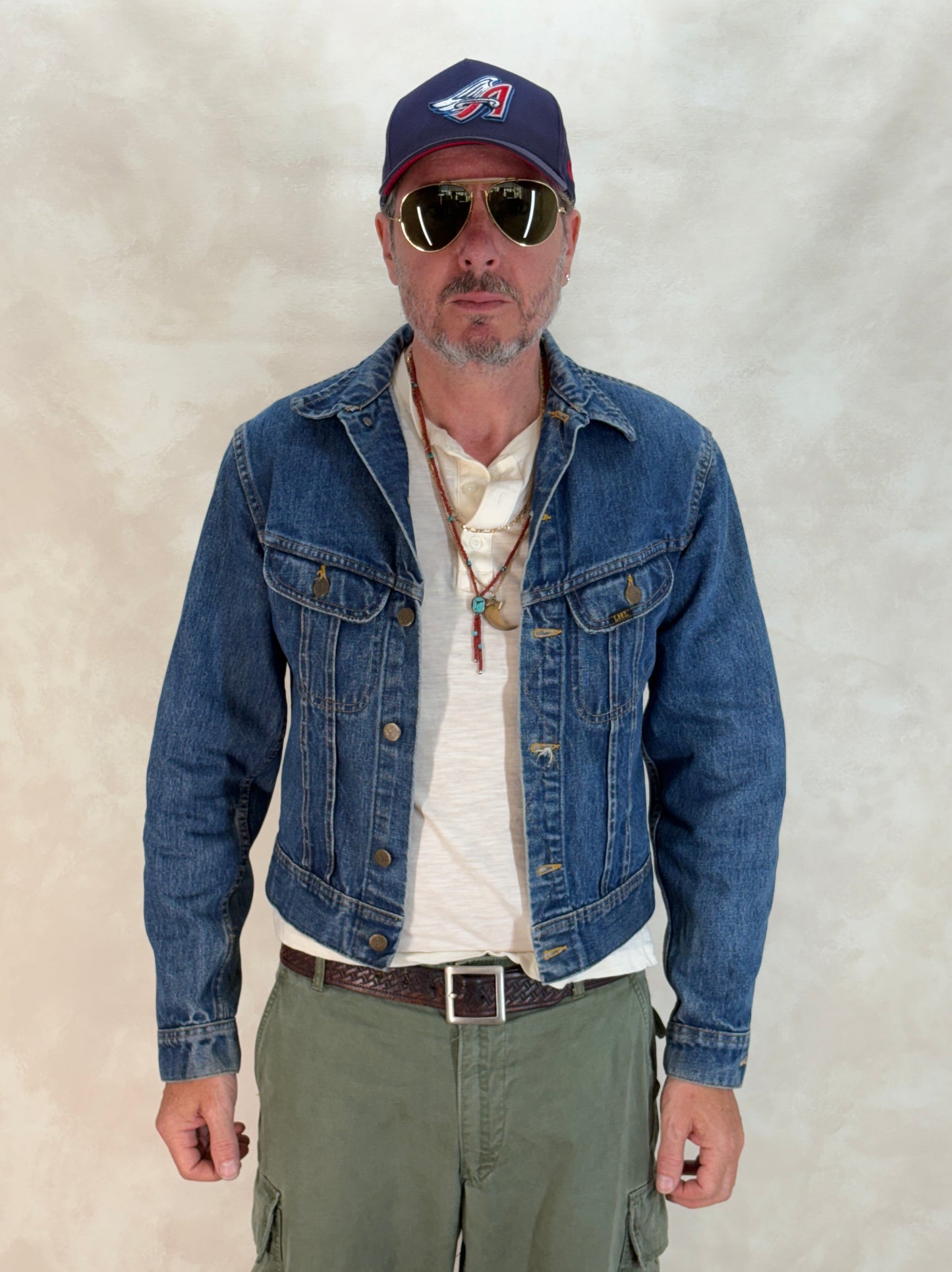 Size 38US / 48EU. Authentic 1970s Lee Denim Jacket – Made in Canada – Two Chest Pockets