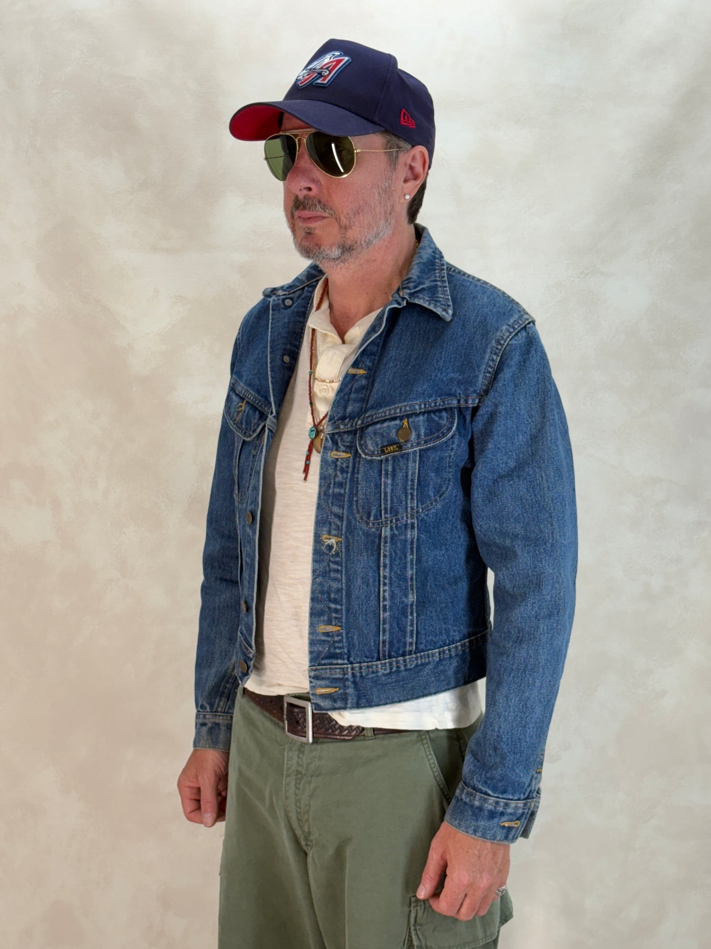 Size 38US / 48EU. Authentic 1970s Lee Denim Jacket – Made in Canada – Two Chest Pockets