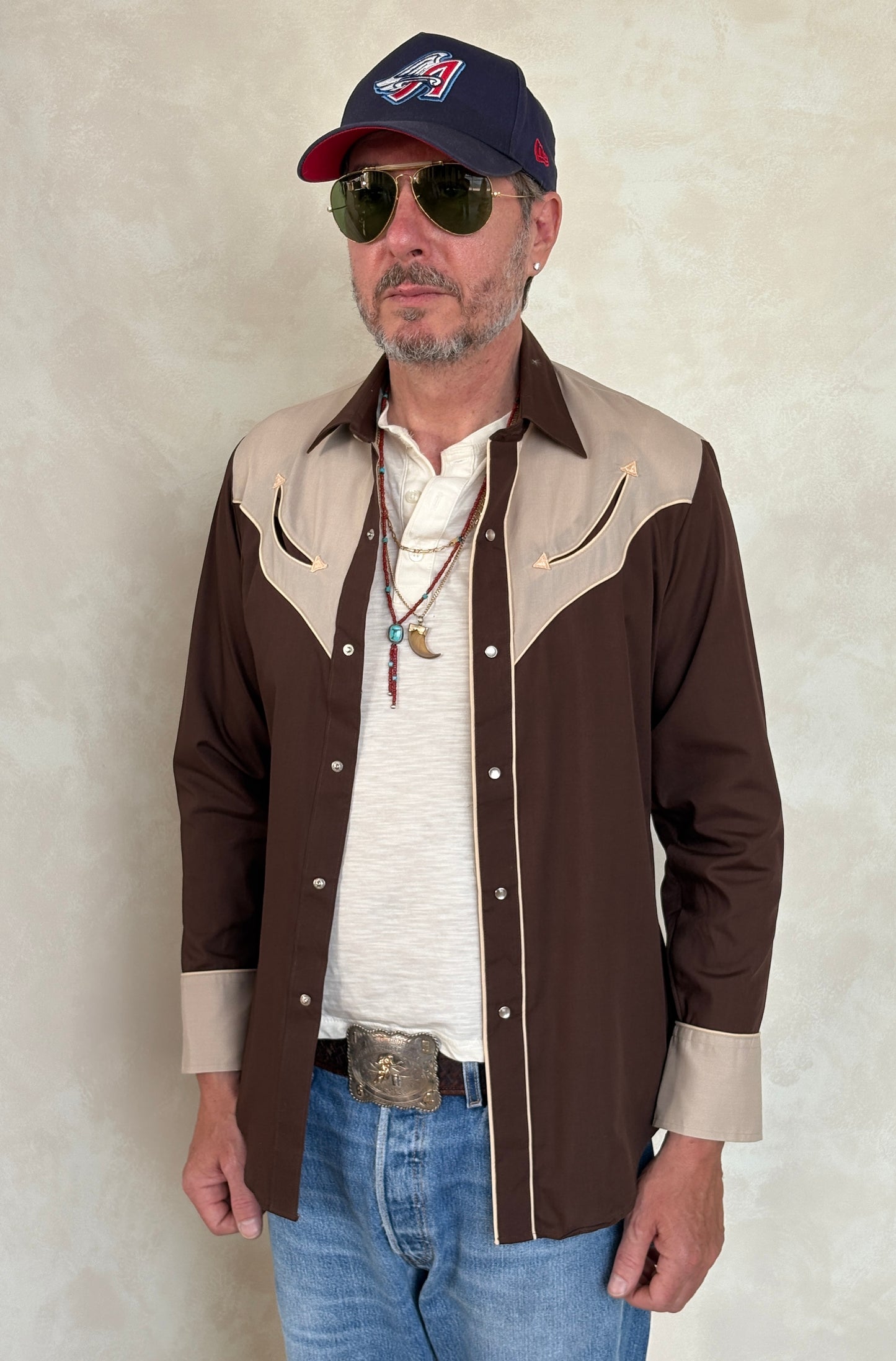 Size M. Authentic Vintage 80’s Levis Western Shirt