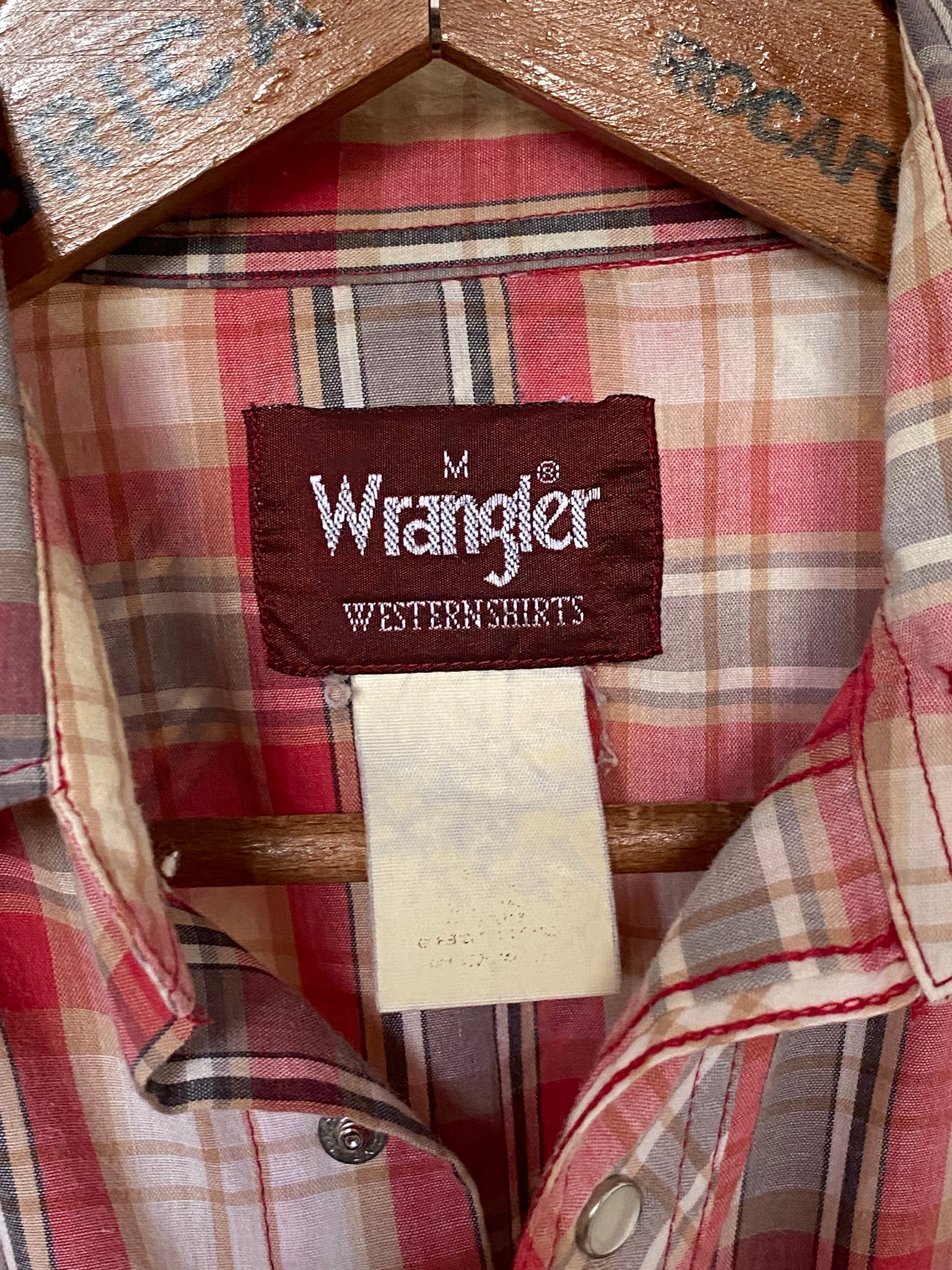Med. Vintage 80’s plaid western Wrangler shirt