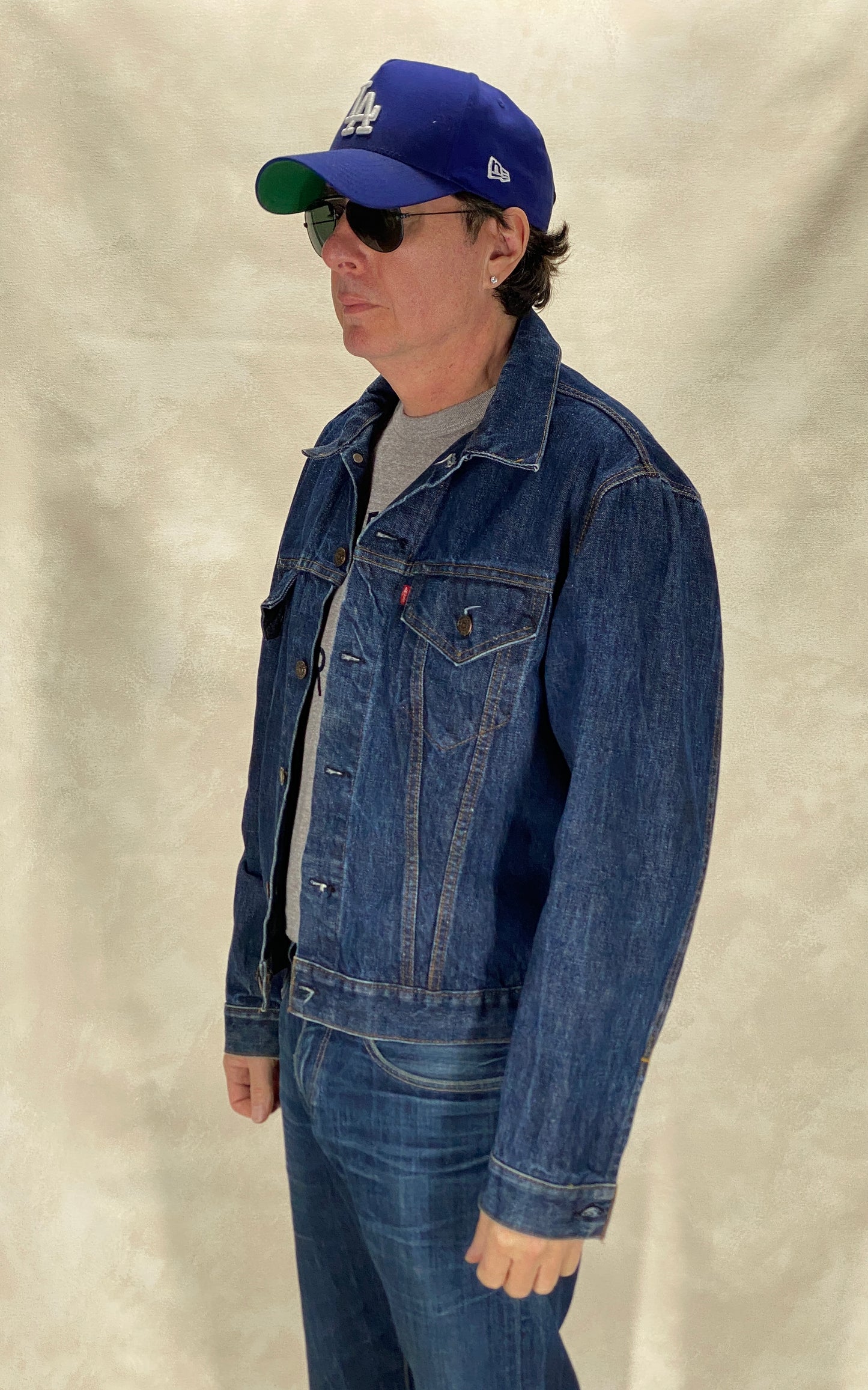 Size 42US / 52EU Vintage 4 pockets Levis Jacket  Made in Canada