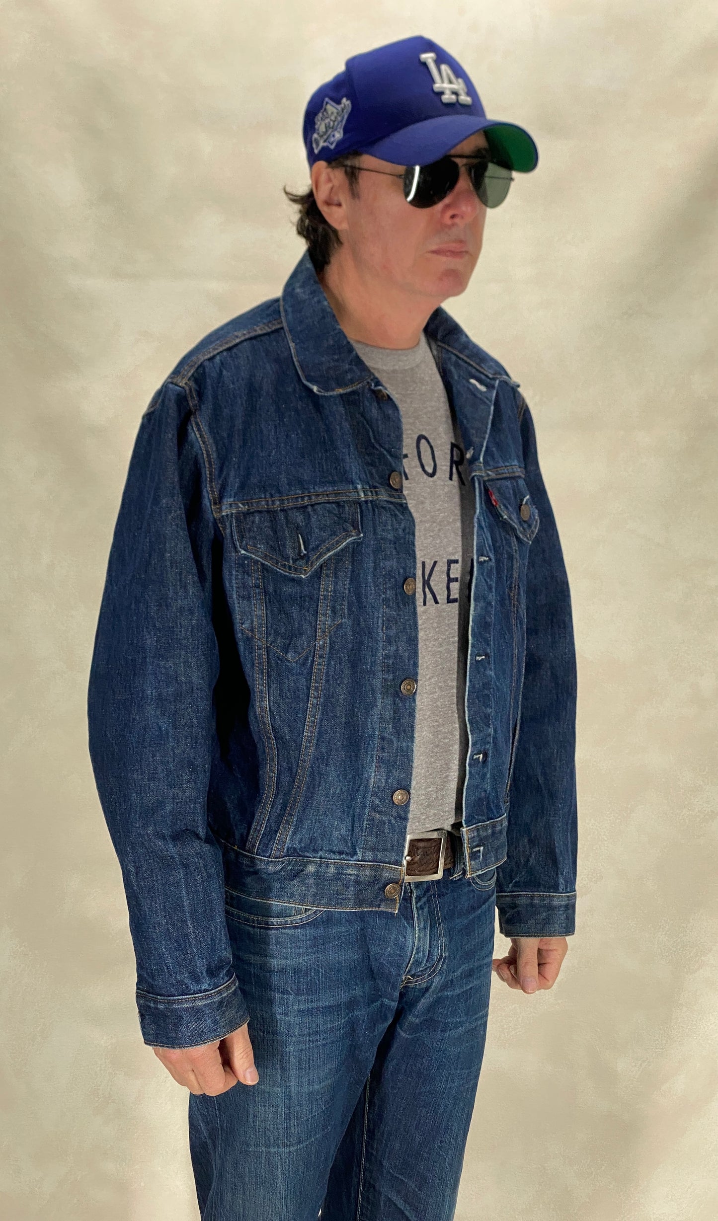 Size 42US / 52EU Vintage 4 pockets Levis Jacket  Made in Canada