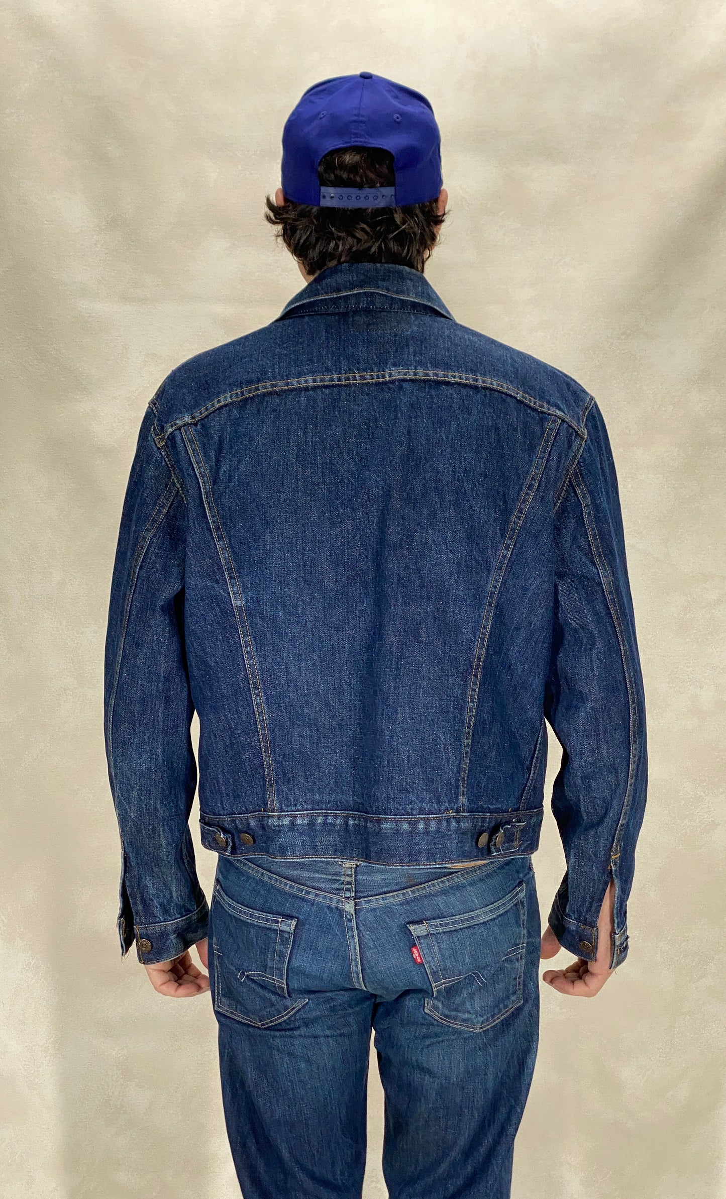 Size 42US / 52EU Vintage 4 pockets Levis Jacket  Made in Canada