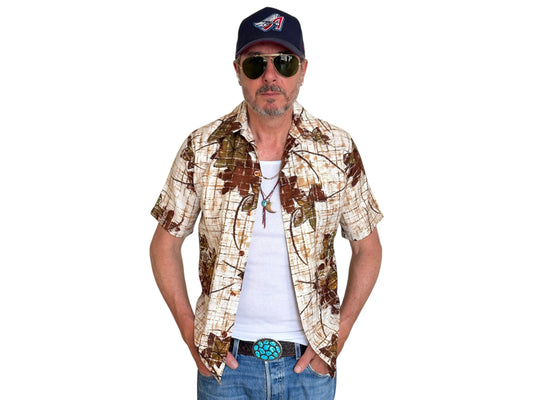 Size S. Vintage 60s Hawaiian cotton shirt made in USA by Jantsen
