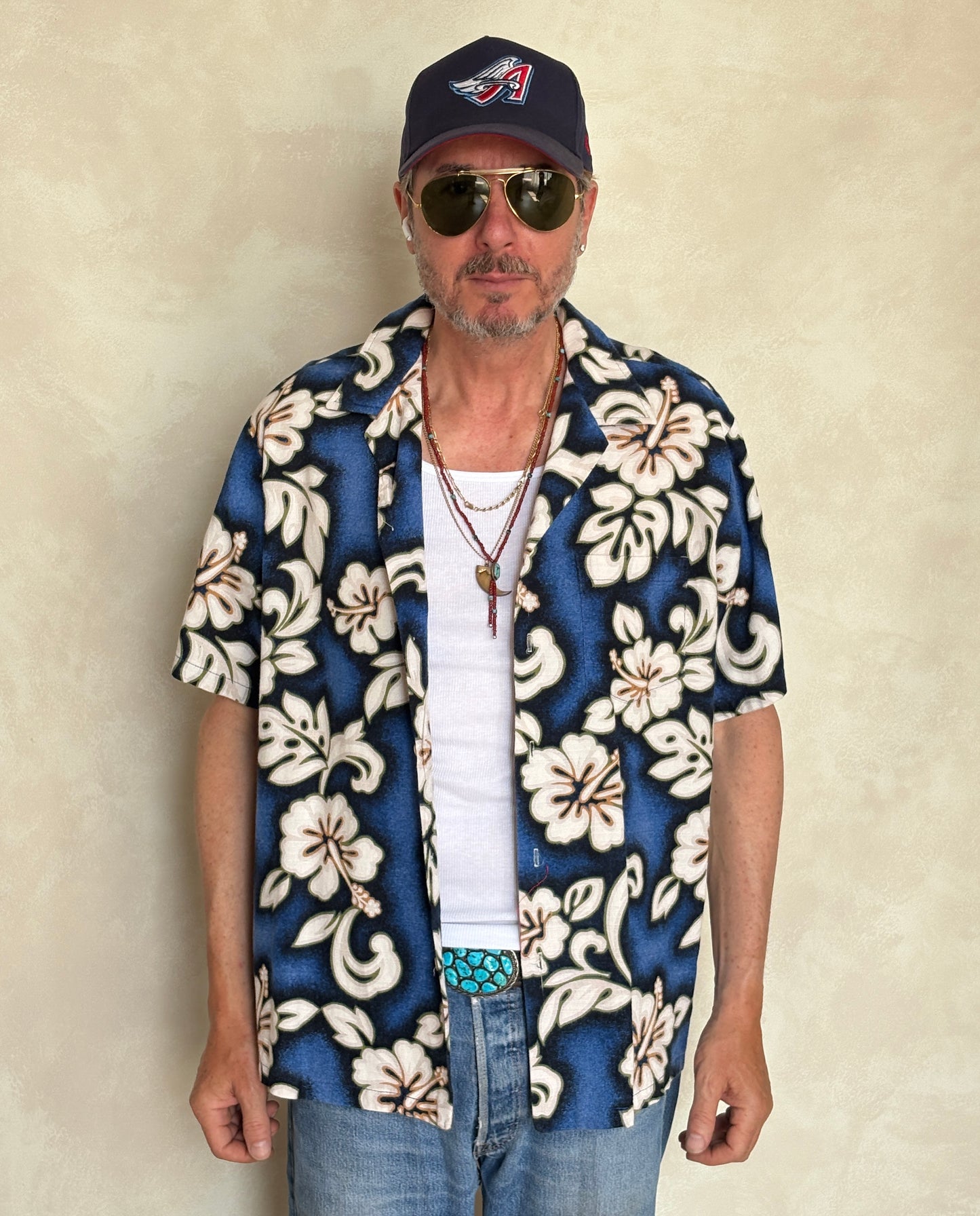Size Youth XL  . Vintage 80s Hawaiian cotton shirt made by RJC