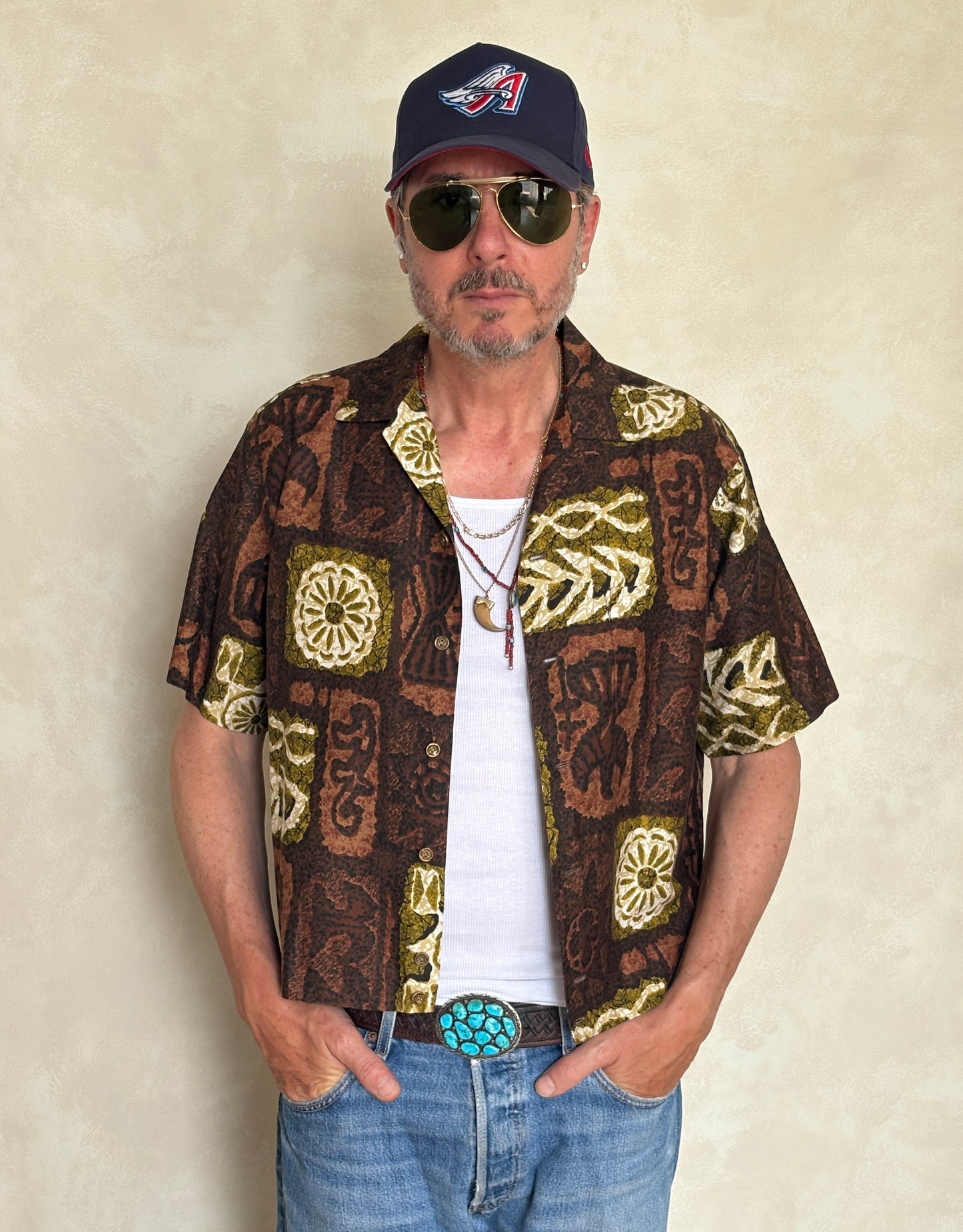 Large . Vintage 60s Hawaiian satin cotton shirt Made in Hawaii