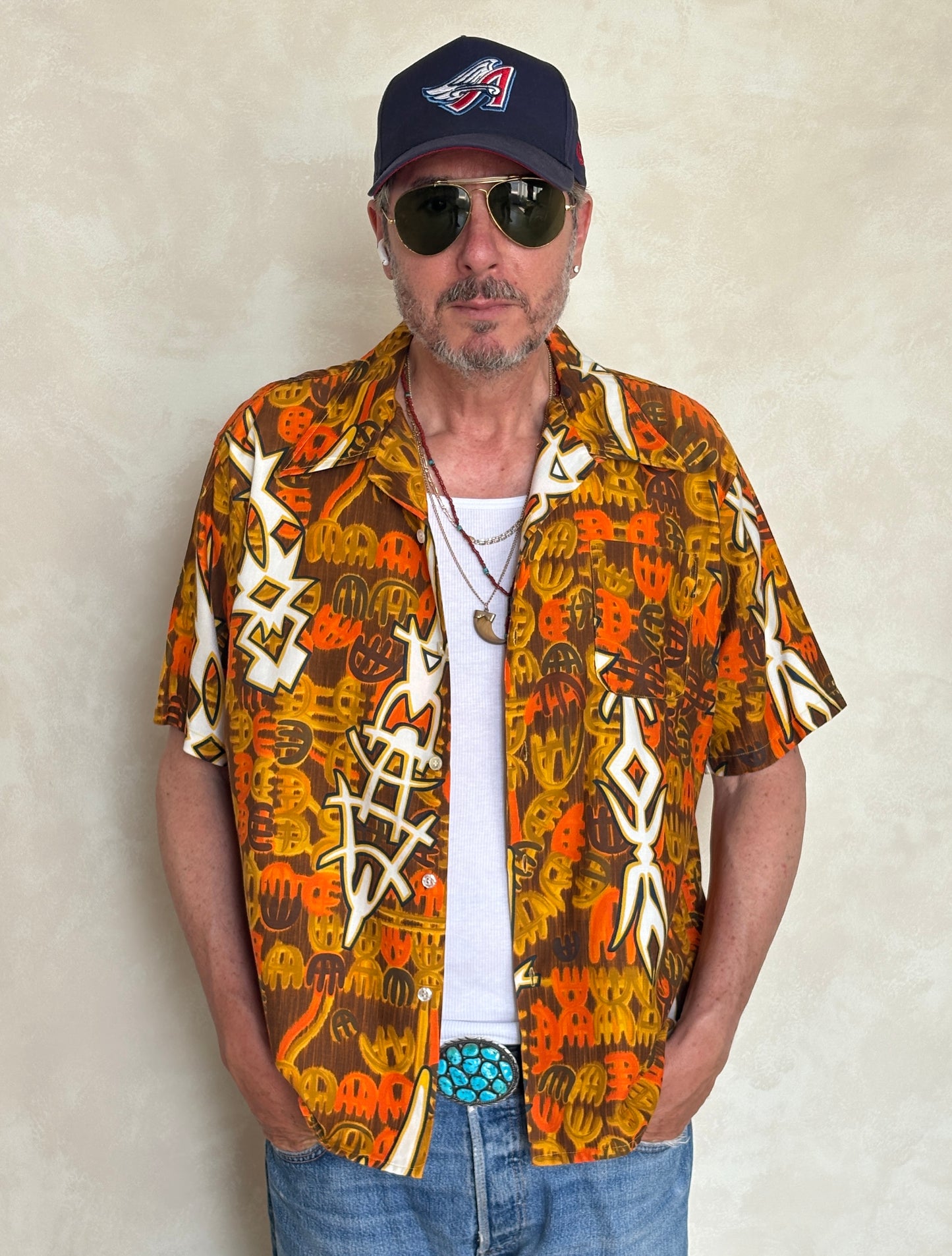 XLarge . Vintage 70s Hawaiian cotton shirt Made by Kauai