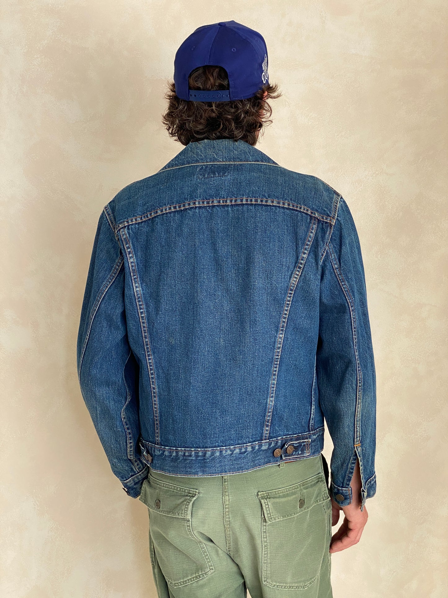 Vintage 1971 Levis single stitch jacket, size 42US / 52EU, made in the USA.