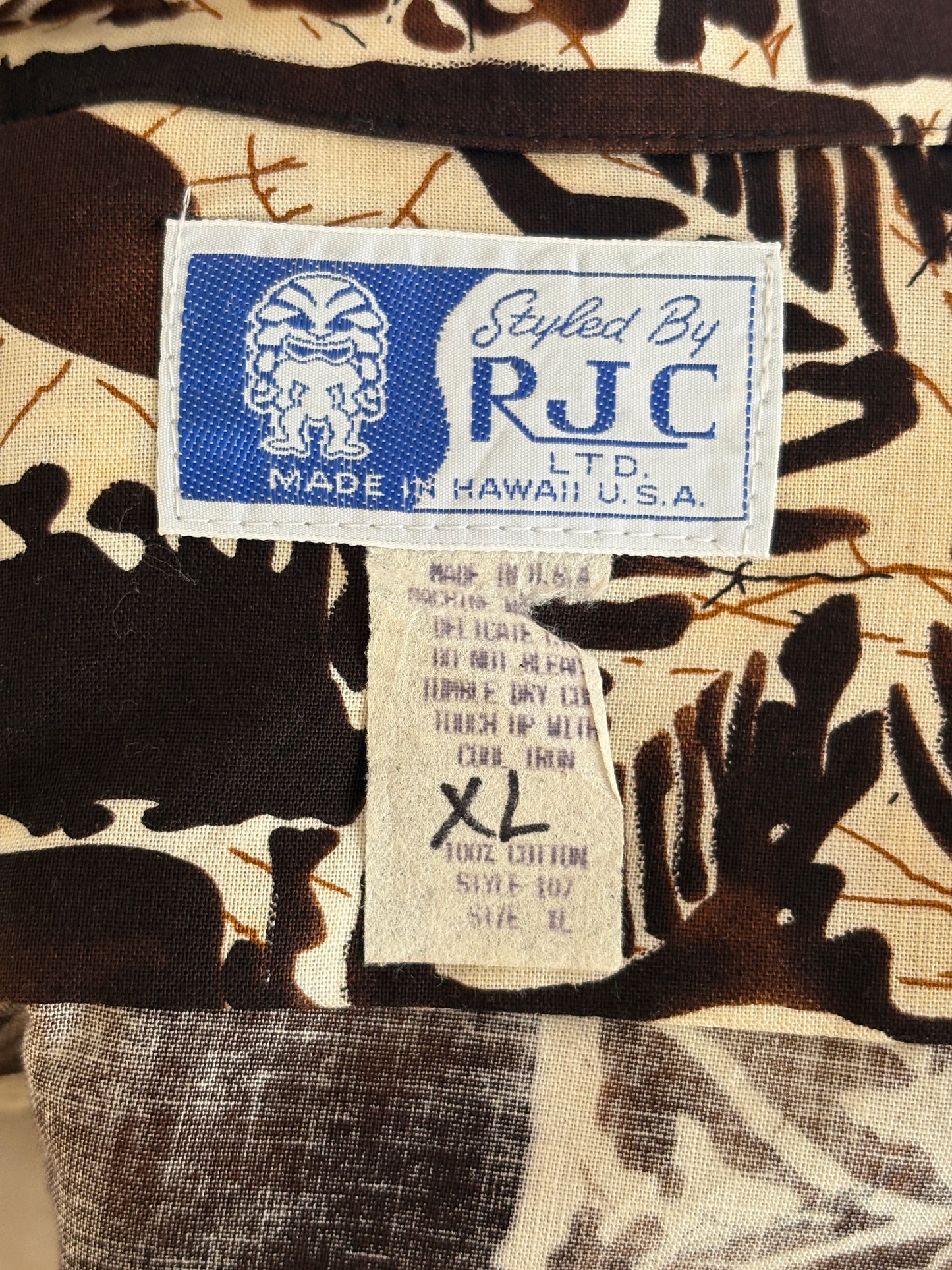 XL. Vintage 80s Hawaiian cotton shirt