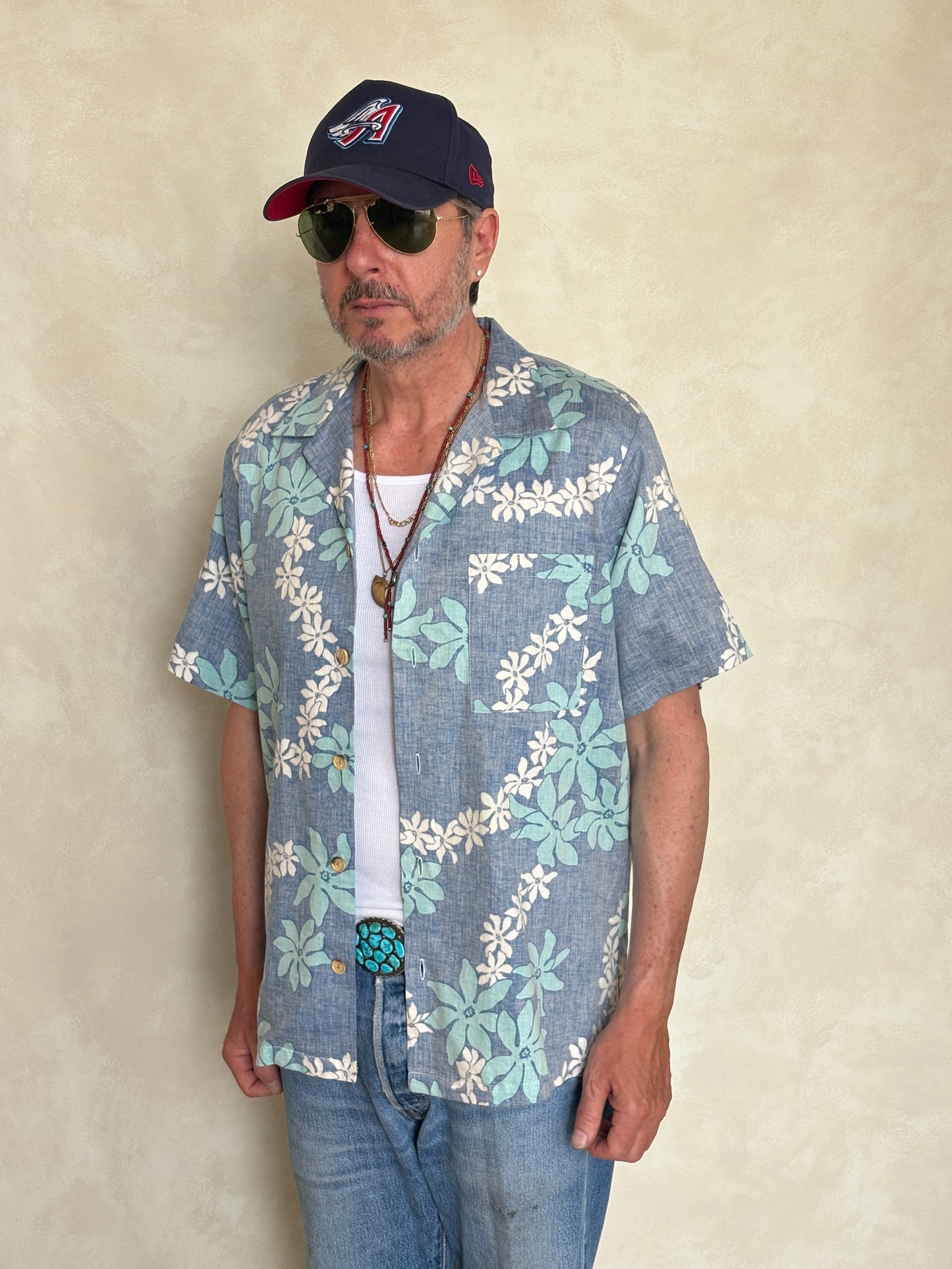 XL. Vintage 80s Hawaiian cotton shirt
