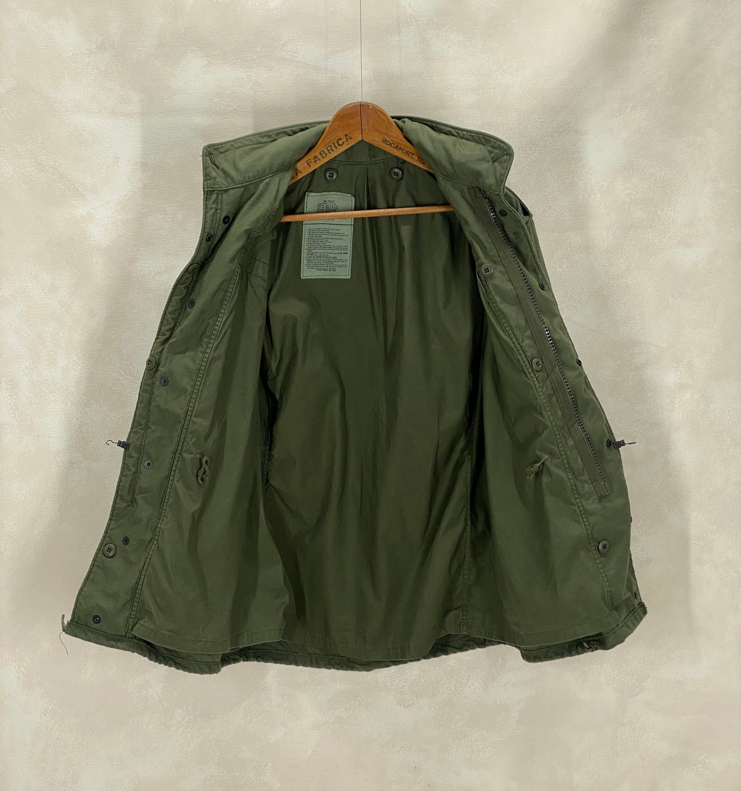 Small Reg. Authentic 1987 US Air Force M-65 Field Jacket – Vintage Military
