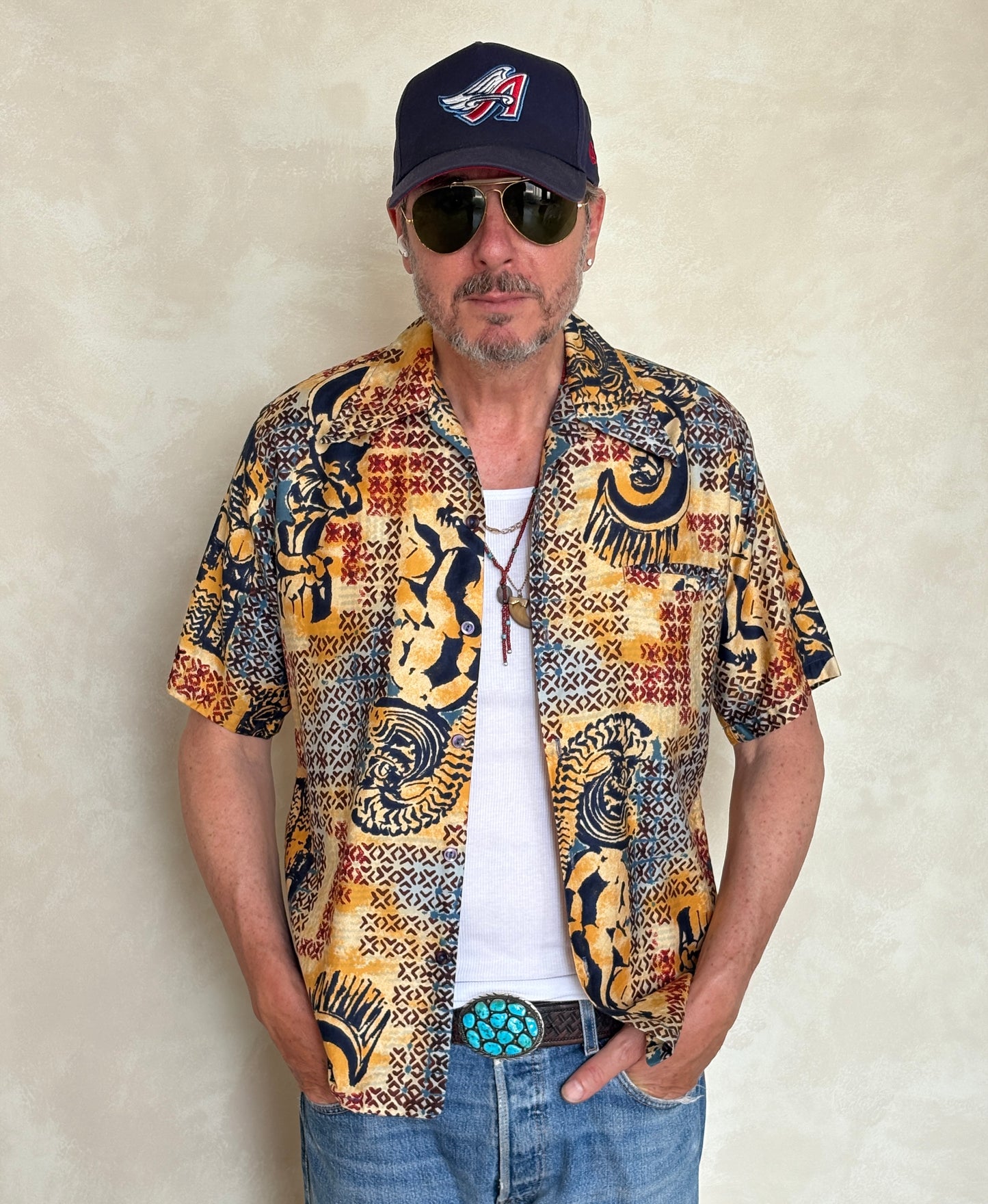 Med. Vintage 70s Hawaiian satin cotton shirt