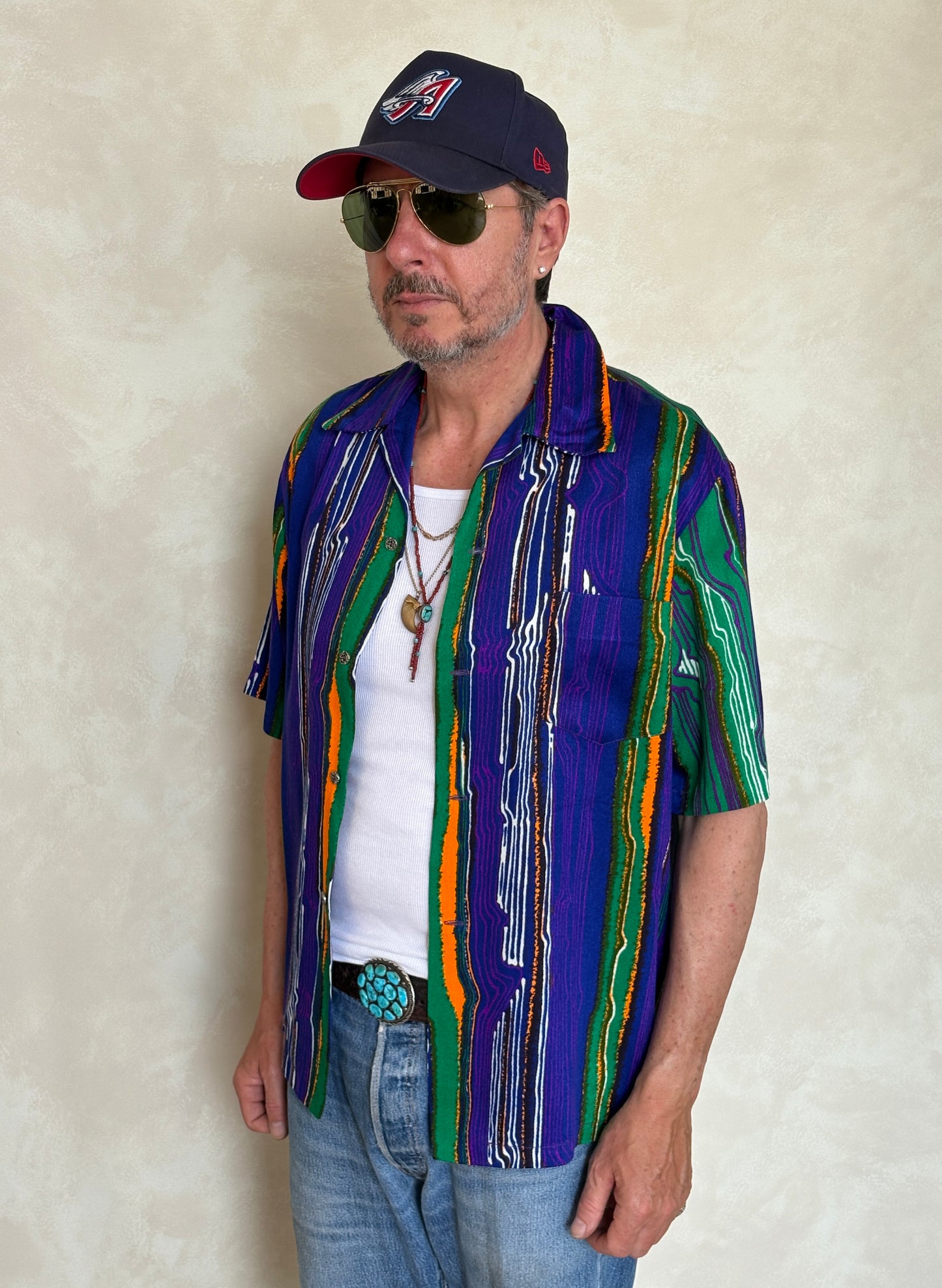 Size M. Vintage 70s Hawaiian cotton shirt made In Hawaii Alfred Shaheen