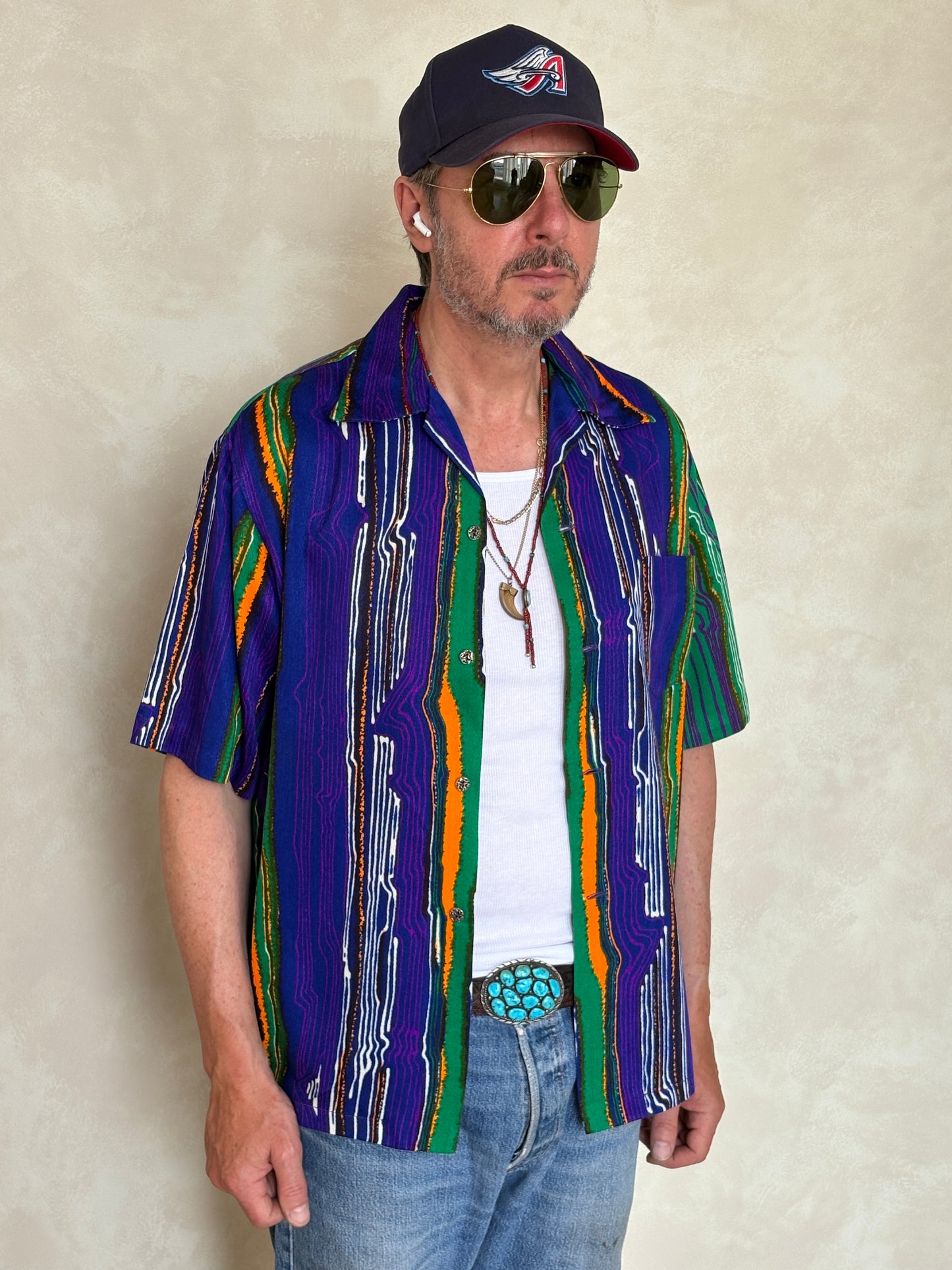Size M. Vintage 70s Hawaiian cotton shirt made In Hawaii Alfred Shaheen