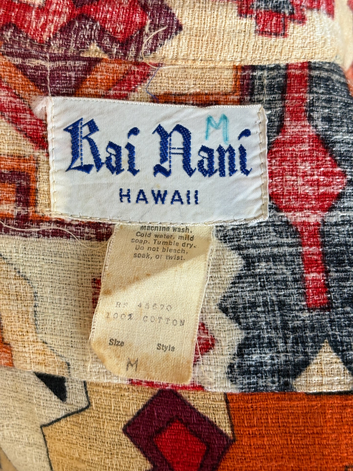 Medium Size Vintage 70s Hawaiian Barkcloth Cotton Shirt - Island Collectible