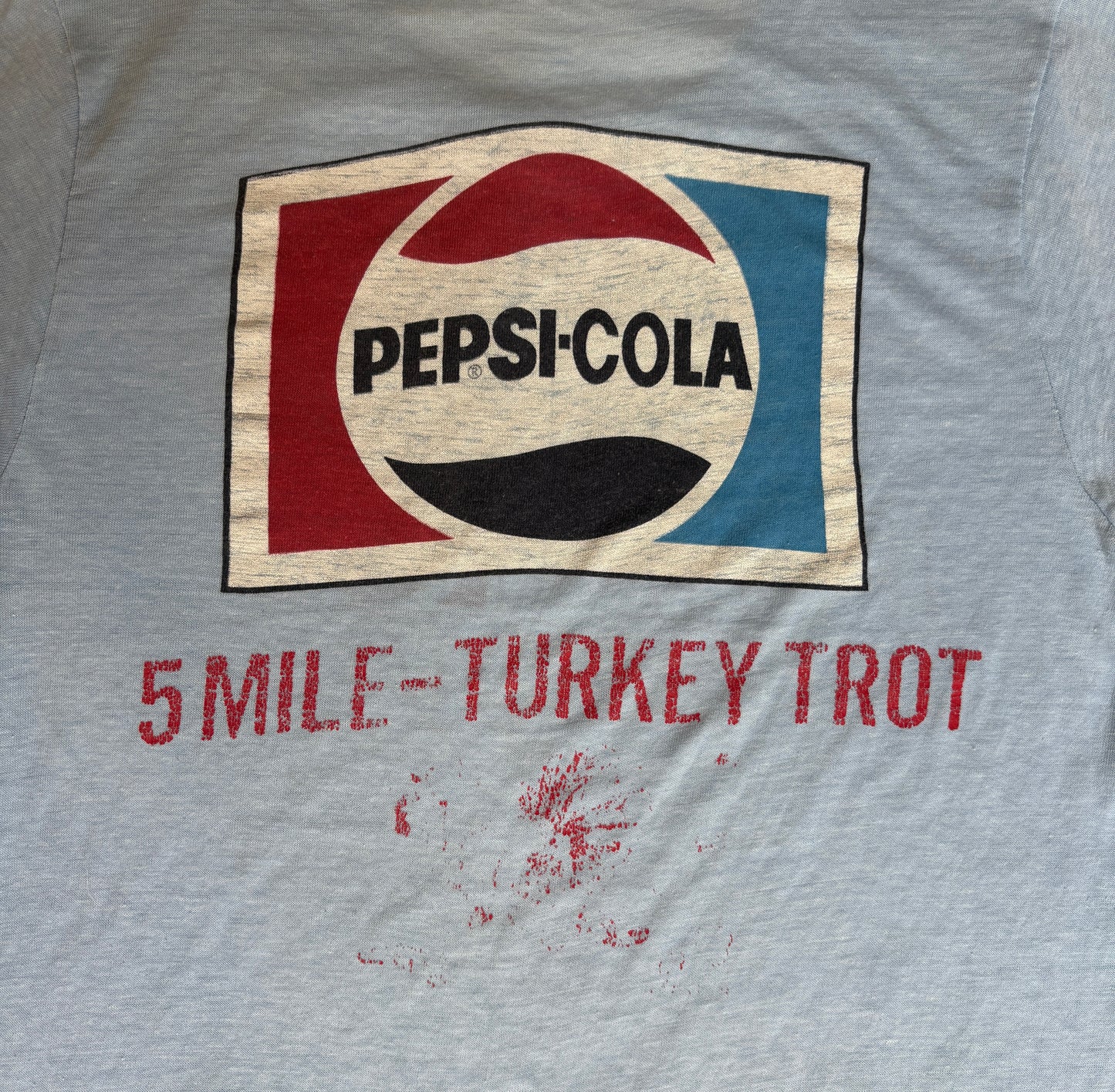 Small. 80s distressed vintage Pepsi-Cola t shirt