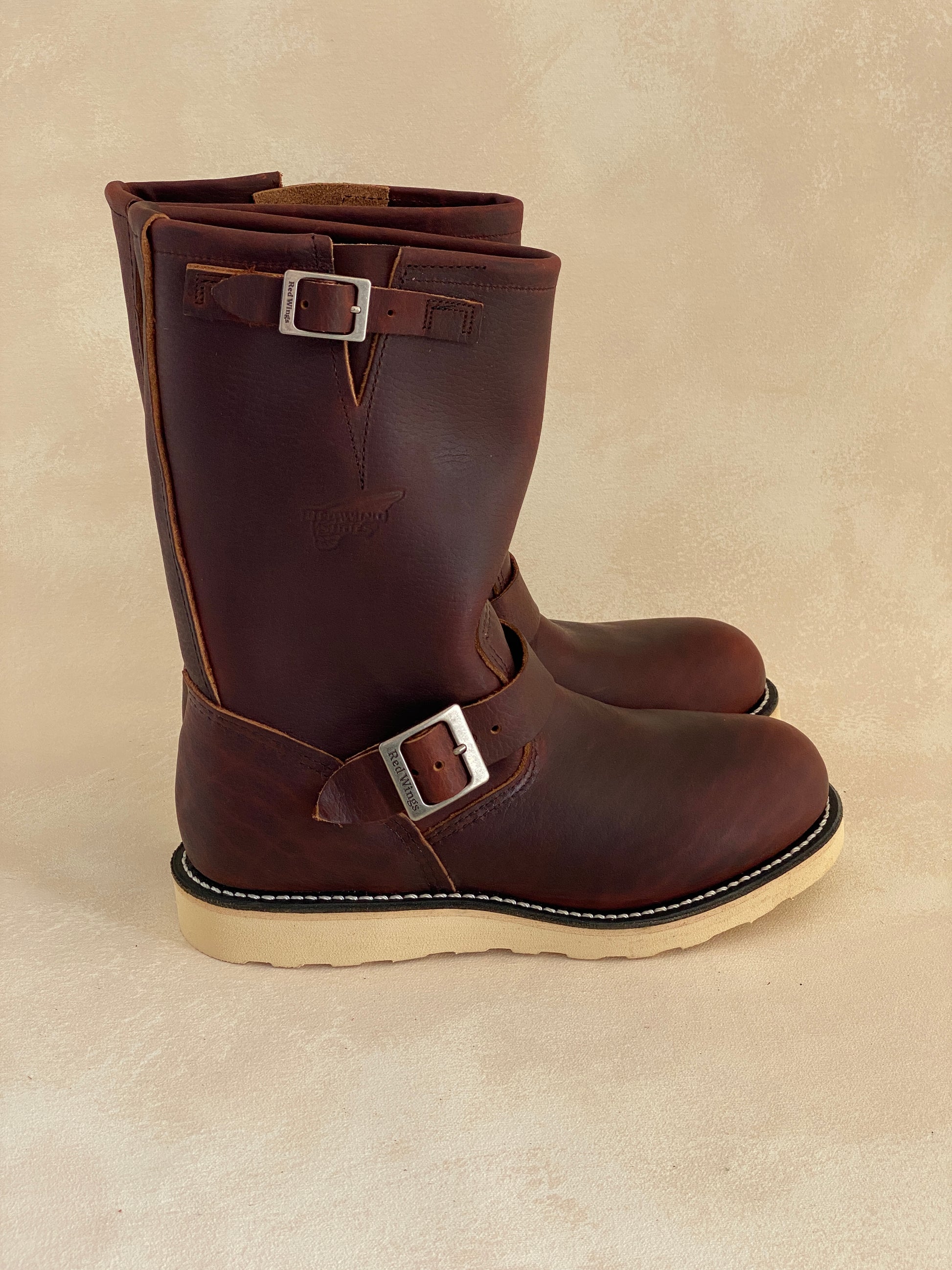 RW 2970 Heritage Engineer Boots, size 7D (39 Euro), made in the USA, seconds quality.