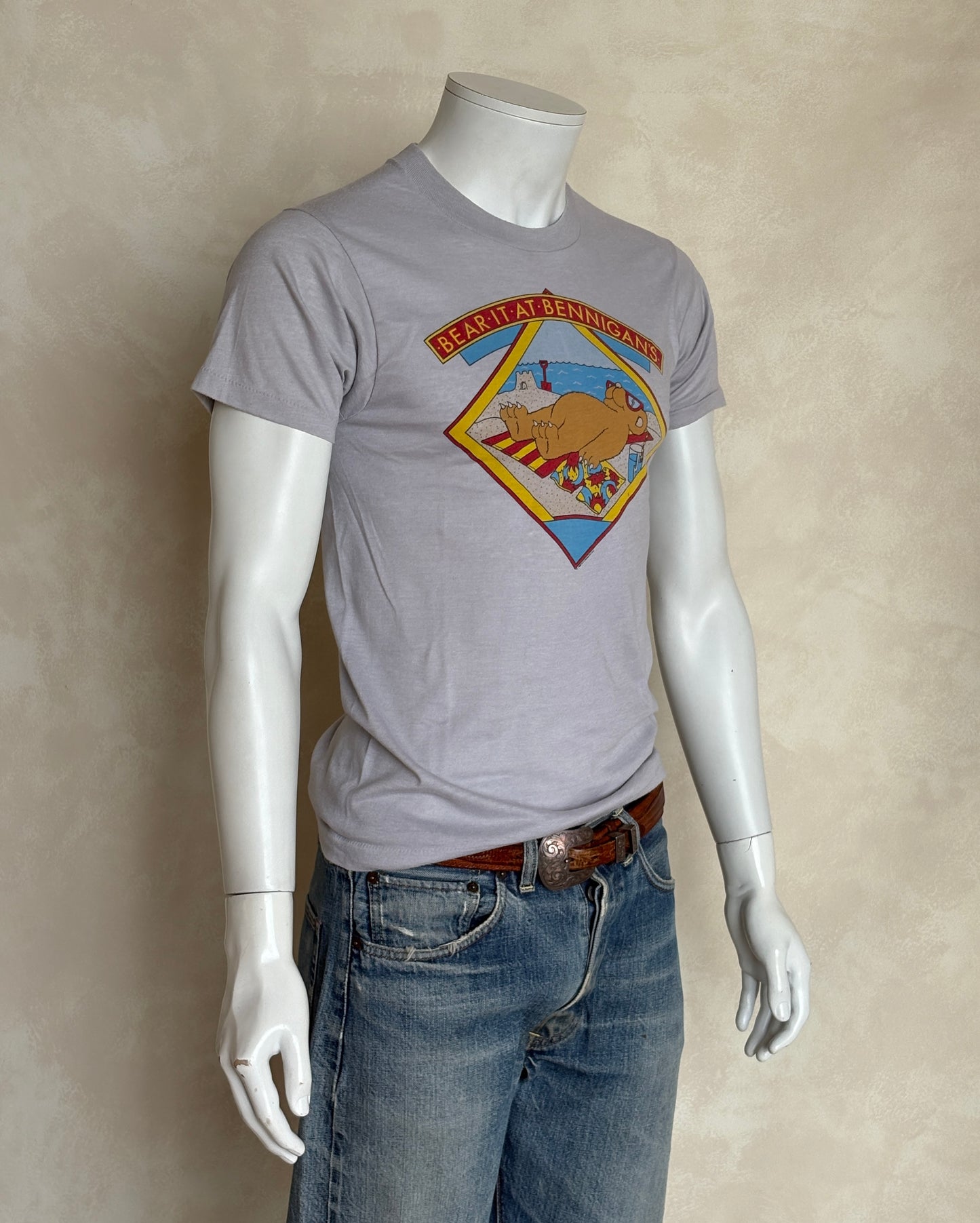 Size Small. Vintage 80s T-Shirt –  Made in USA